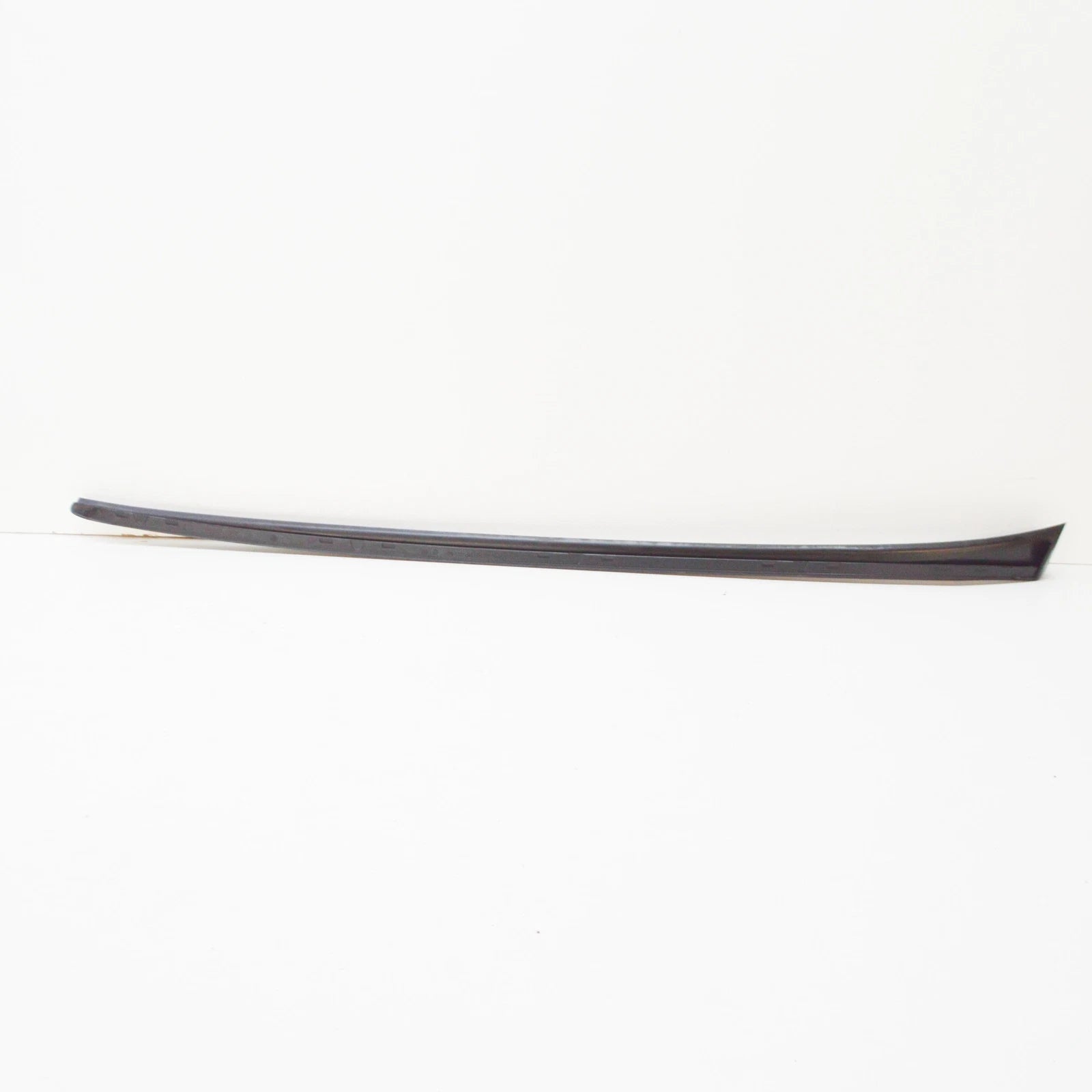 NEW AUDI Q5 8R FRONT WINDSHIELD LEFT WATER DEFLECTOR 8R0854327A01C ORIGINAL