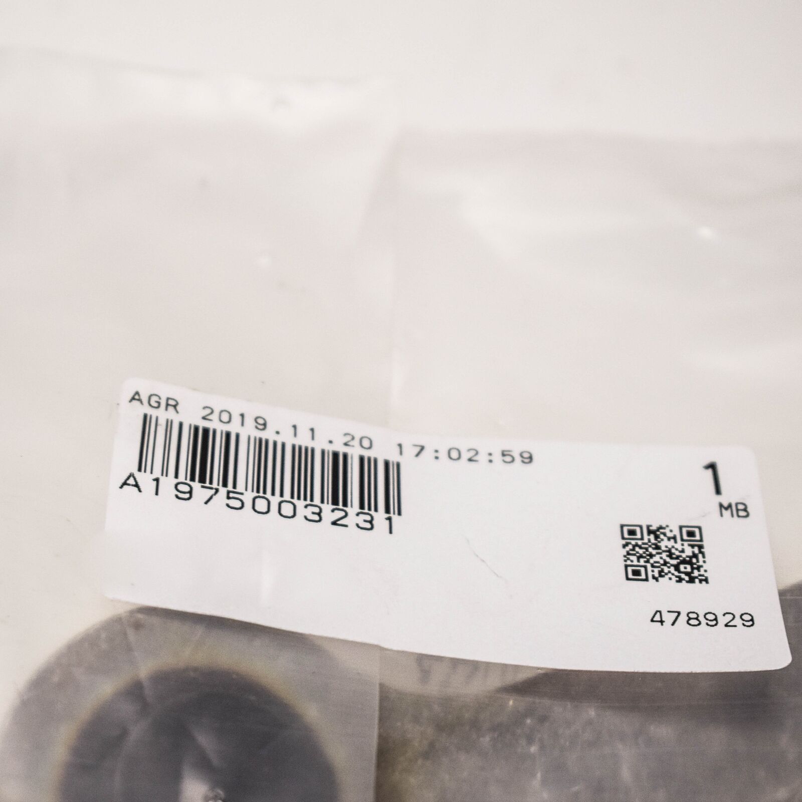 NEW MERCEDES BENZ SLS AMG C197 LEFT TOP OIL COOLER BRACKET A1975003231 ORIGINAL