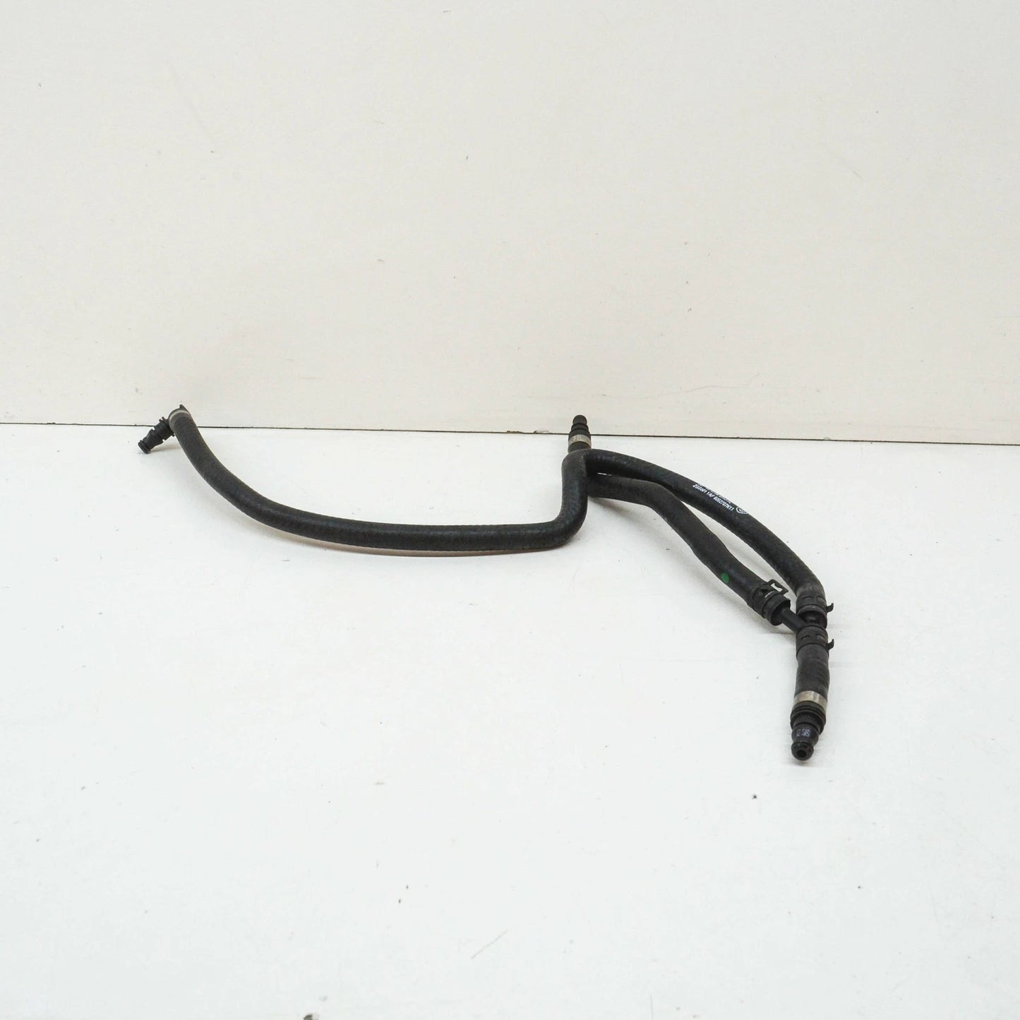 NEW MERCEDES-BENZ C W204 AMG VENTILATION PIPE A2045000372 ORIGINAL