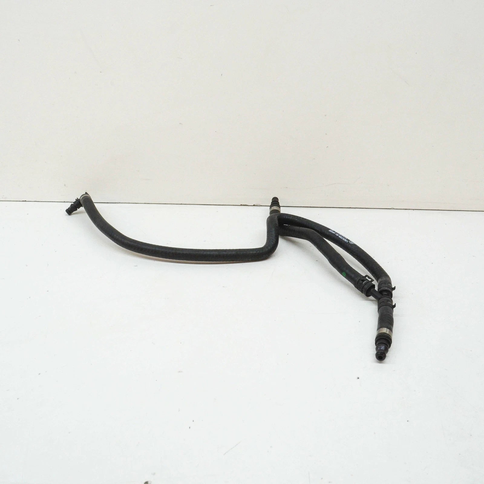 NEW MERCEDES-BENZ C W204 AMG VENTILATION PIPE A2045000372 ORIGINAL