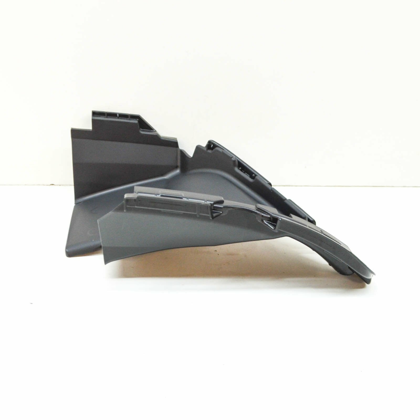 NEW VW GOLF MK7 GTI FRONT LOWER GRILLE END PLATE RIGHT 5G0853950K9B9 ORIGINAL