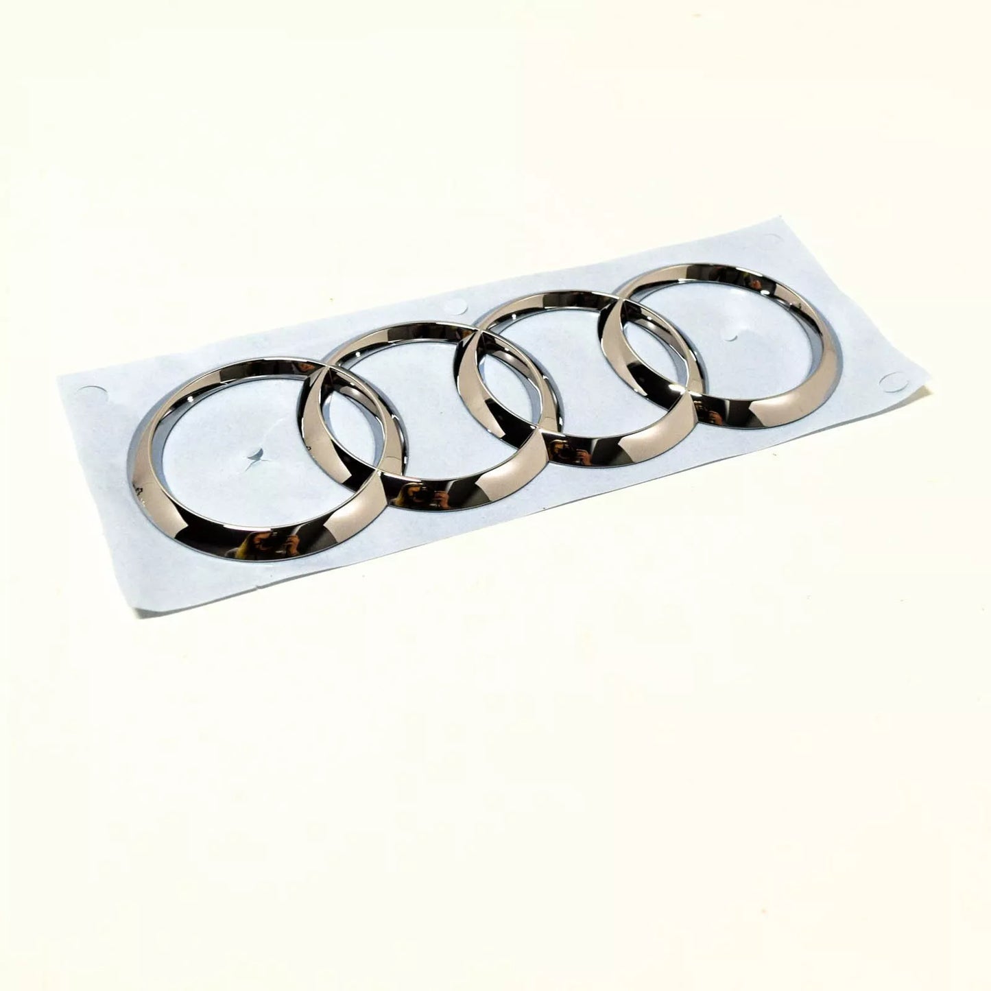 NEW AUDI TT 8S FRONT BONNET EMBLEM BADGE 8V08537422ZZ