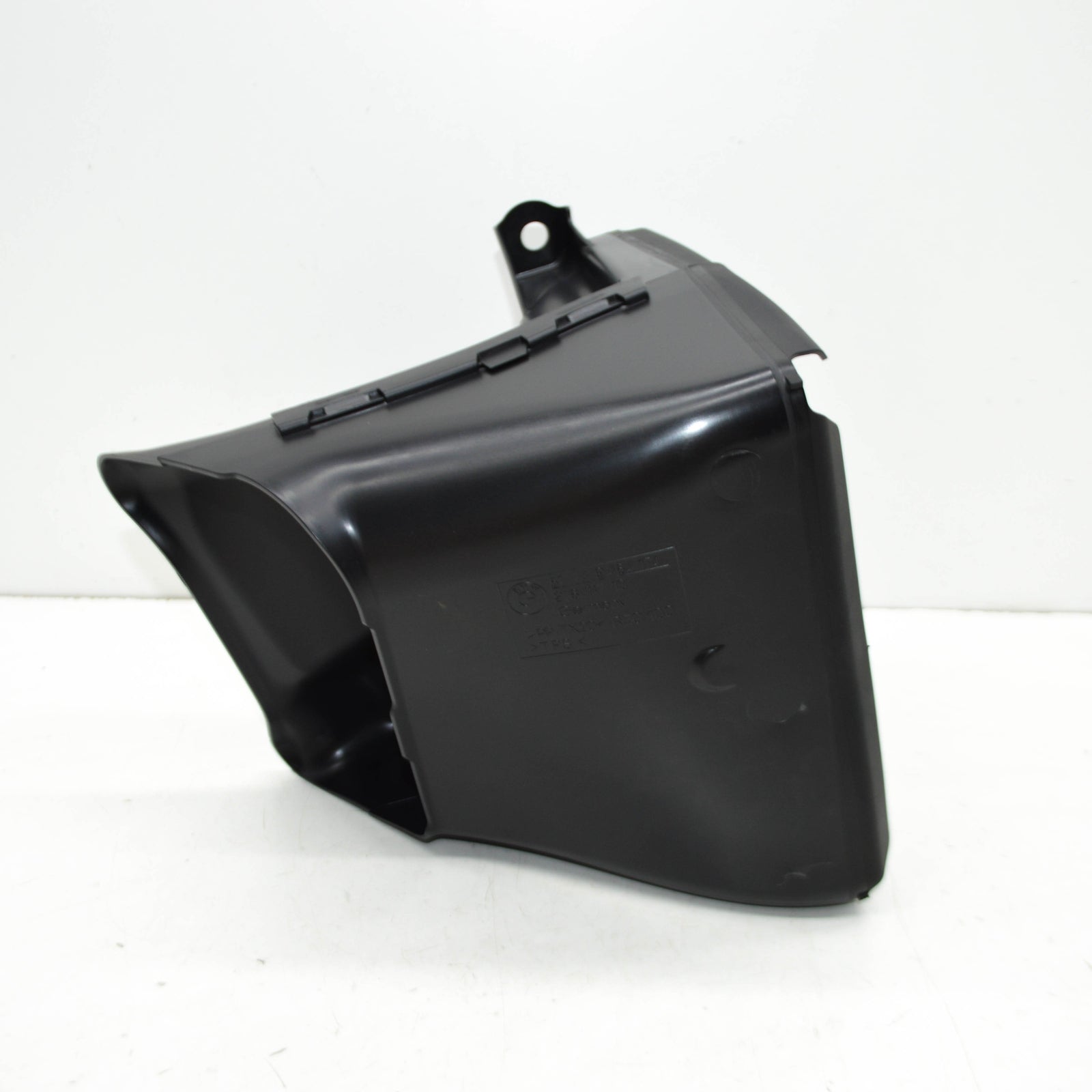 new mini countryman f60 left exterior radiator air duct 51749464174 original