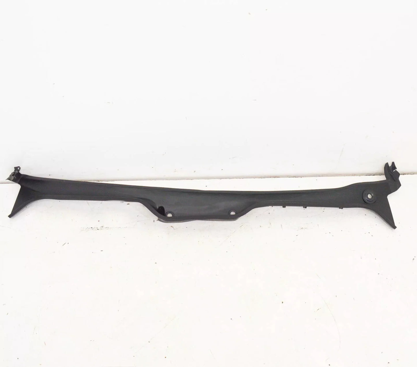 NEW BMW 7 E65 FRONT BUMPER WINDSCREEN COWL COVER 51717065284 ORIGINAL