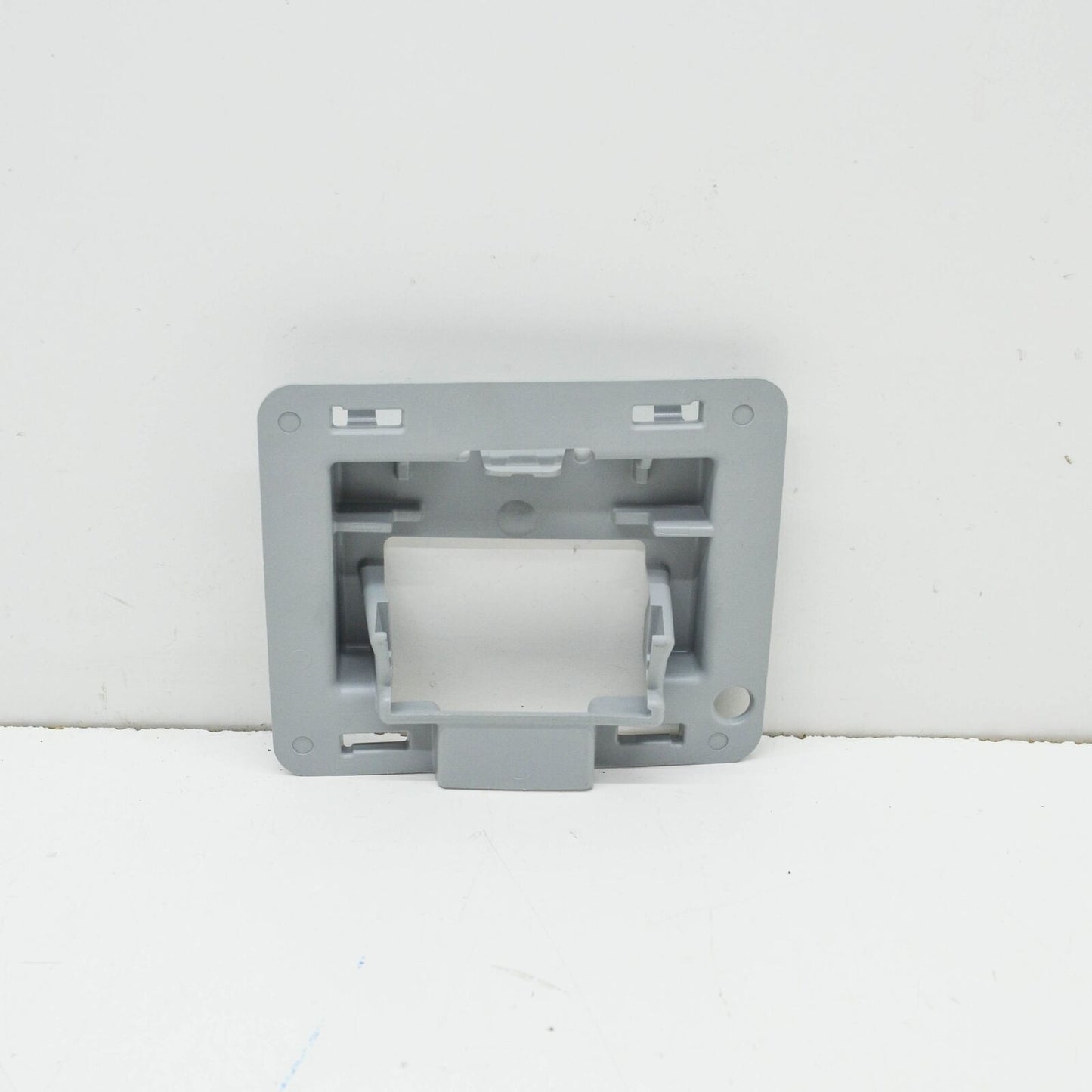 NEW MB GLC COUPE C253 REAR RIGHT BLIND SPOT ASSIST BRACKET A2538856007 ORIGINAL