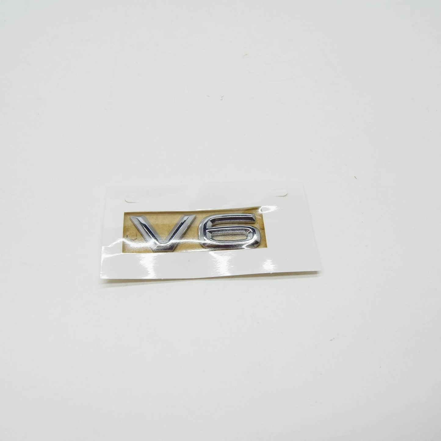 NEW VOLKSWAGEN TOUAREG CR REAR 'V6' EMBELM BADGE 7608536752ZZ ORIGINAL