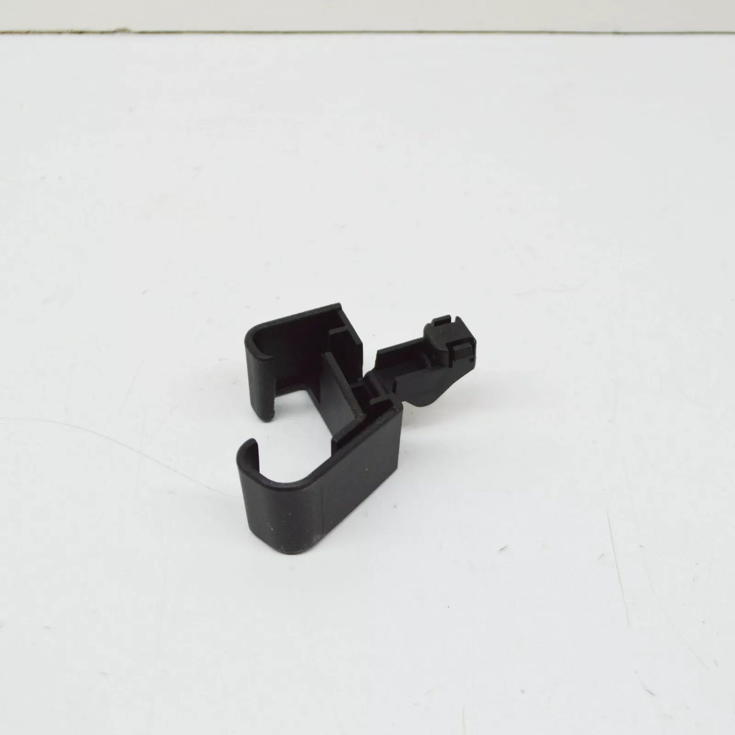 NEW AUDI A3 8P FRONT RIGHT SEAT REAR OUTER GUIDE RAIL TRIM 8P0881477B01C