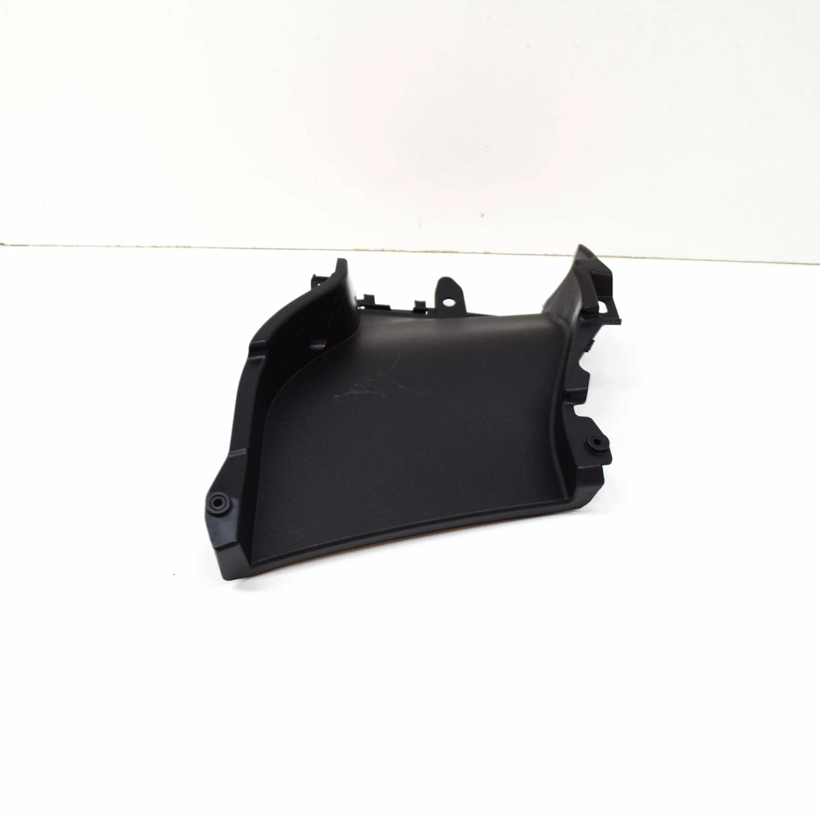 NEW BMW X3 G01 FRONT RIGHT BRAKE AIR CURTAIN 51117418414 ORIGINAL