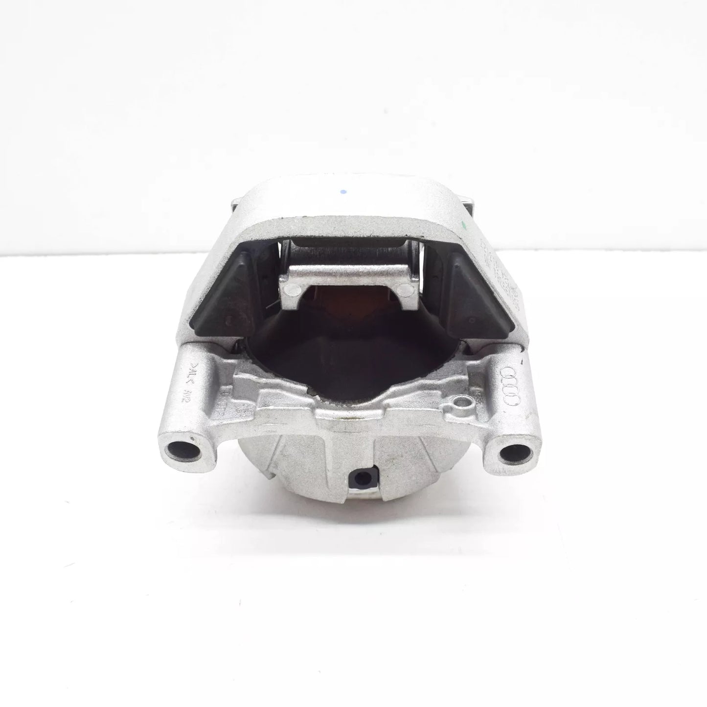 NEW AUDI A6 C7 RIGHT SIDE ENGINE MOUNT 4G0199381MM ORIGINAL