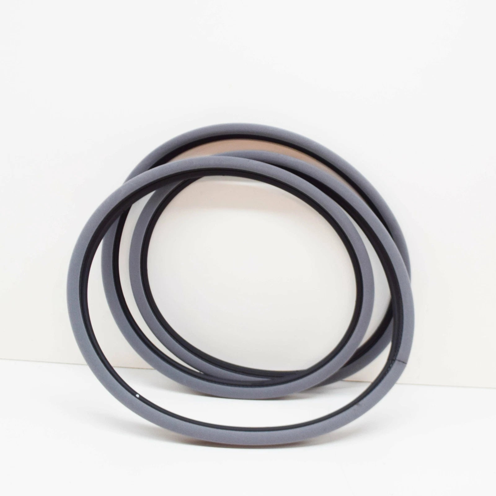 NEW MERCEDES-BENZ G W463 FRONT DOOR SEAL A46372711307098 ORIGINALL