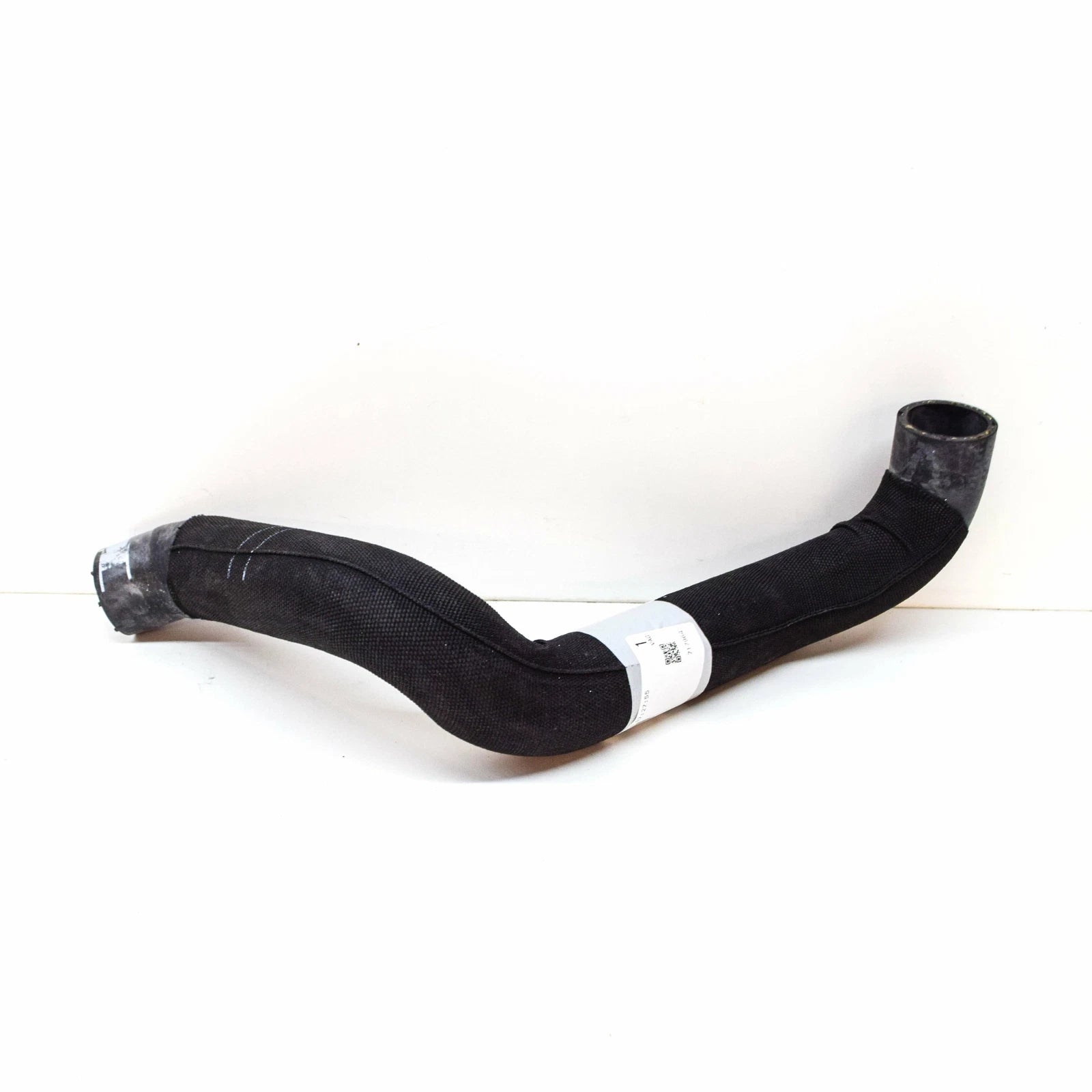 NEW AUDI R8 42 COOLANT PIPE HOSE 420121082B 2015