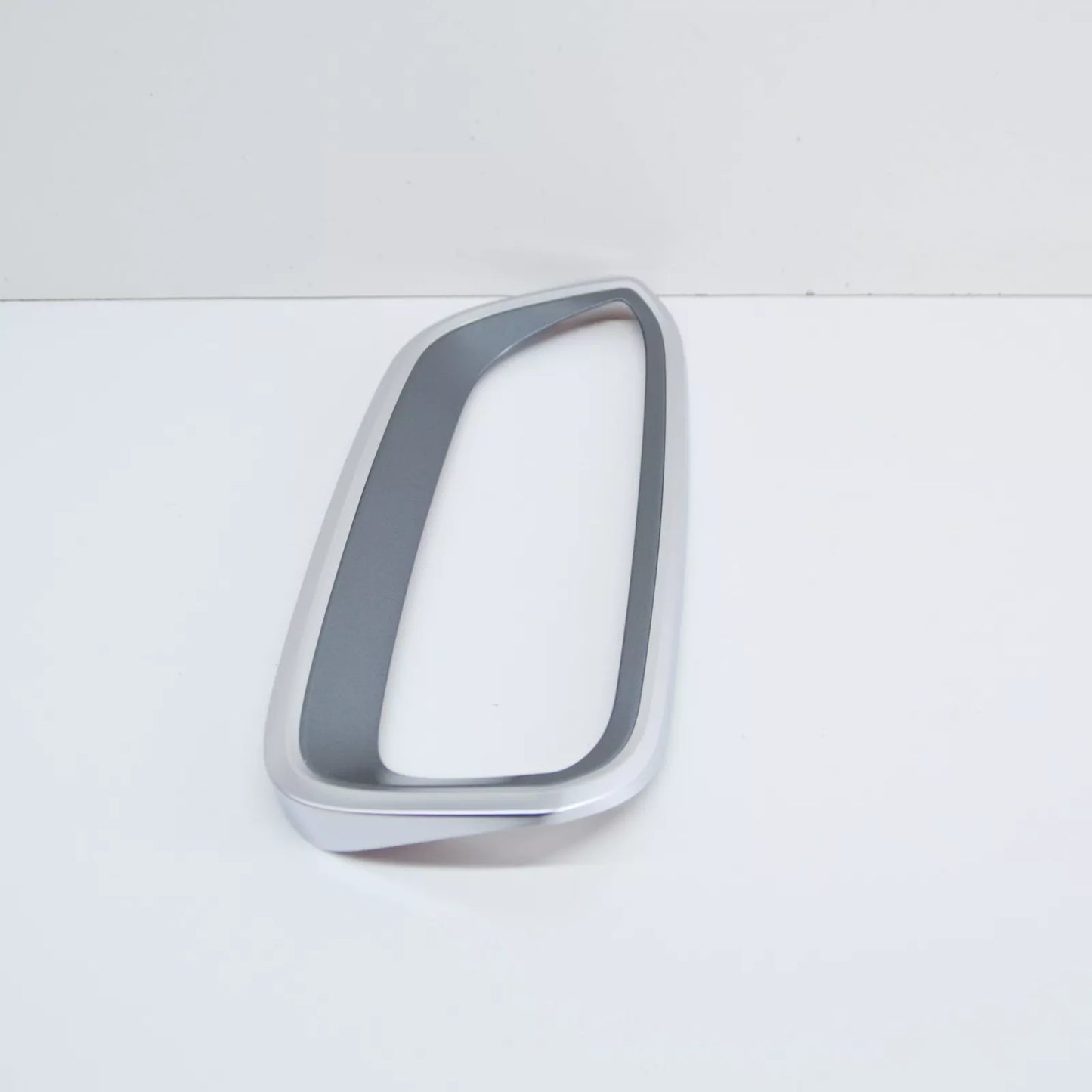 NEW BMW I3 I01 FRONT RIGHT RADIATOR GREY GRILLE 51137352702 7352702 ORIGINAL