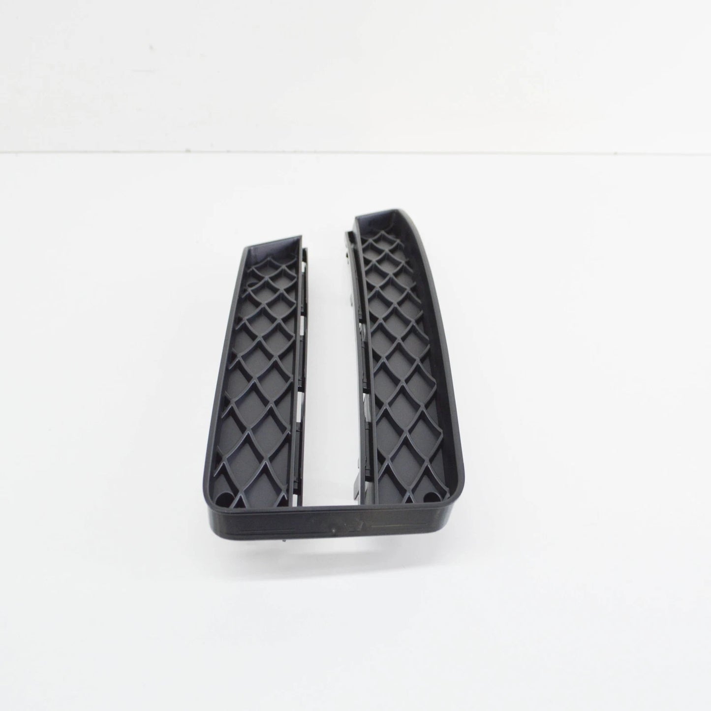 NEW MERCEDES-BENZ SLK R172 FRONT LEFT BUMPER GRILLE A1728851623 ORIGINAL