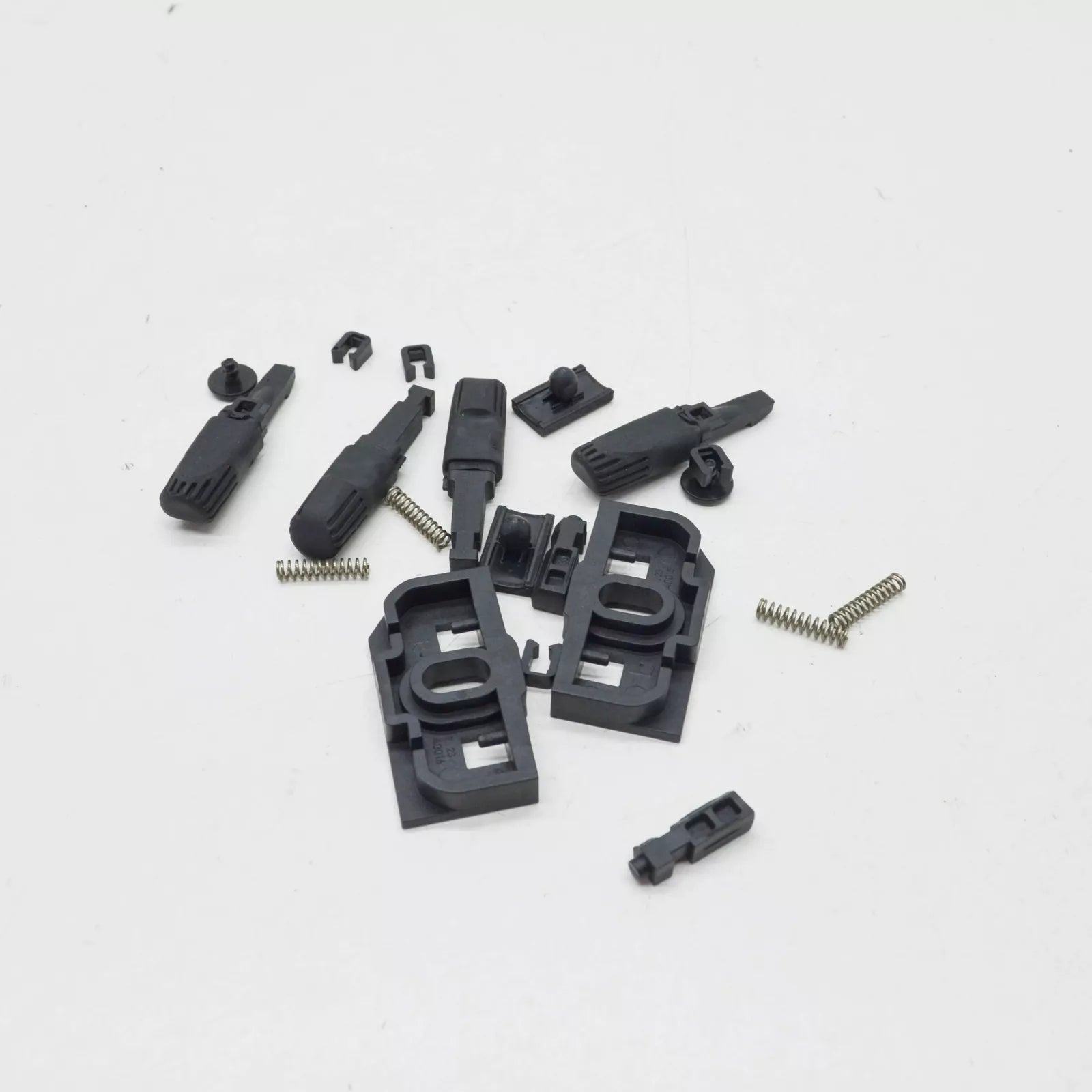 NEW AUDI A3 CABRIO 8V SUNDRY PARTS SET 8V7898174