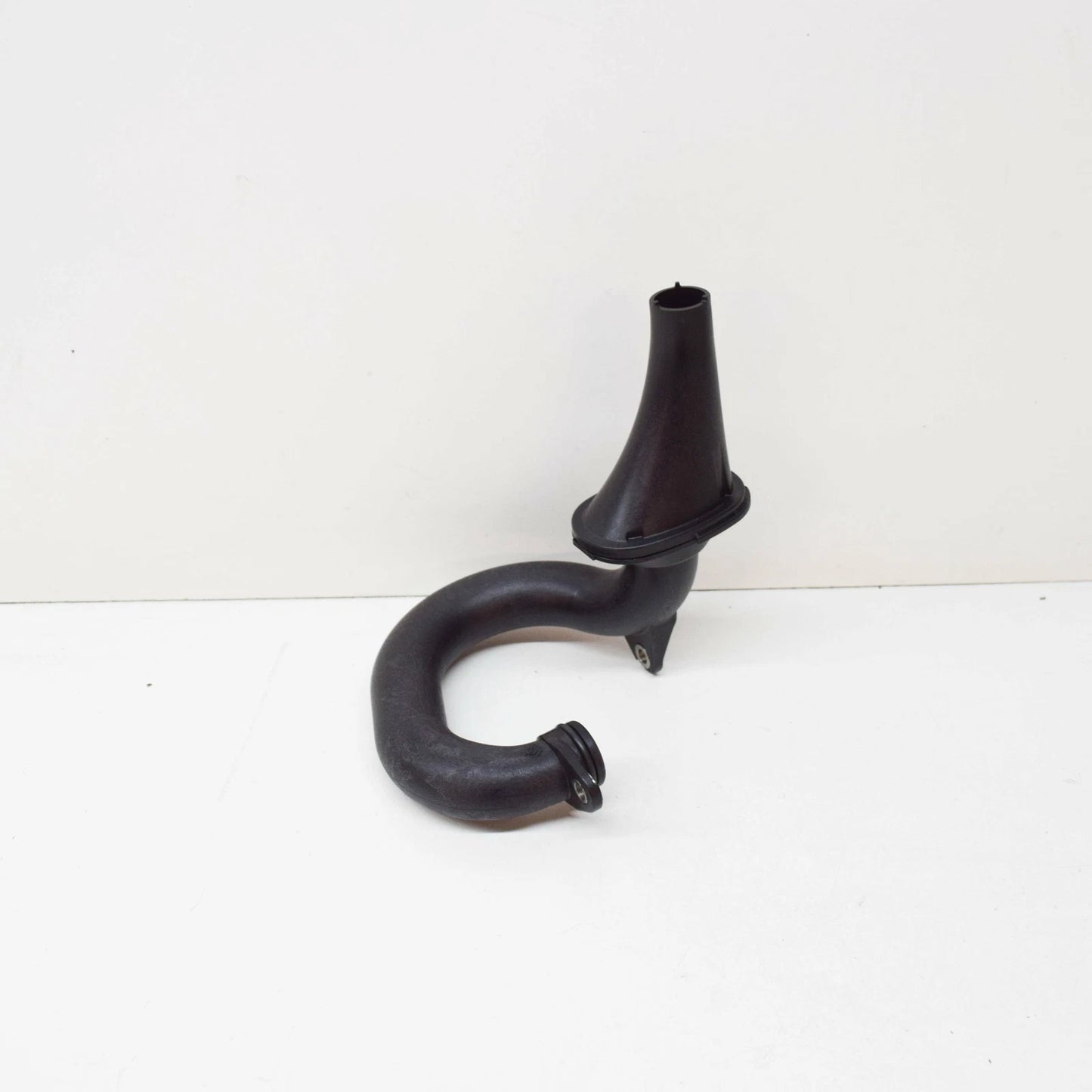 NEW MERCEDES BENZ ML W164 OIL PICK UP TUBE A2721800152