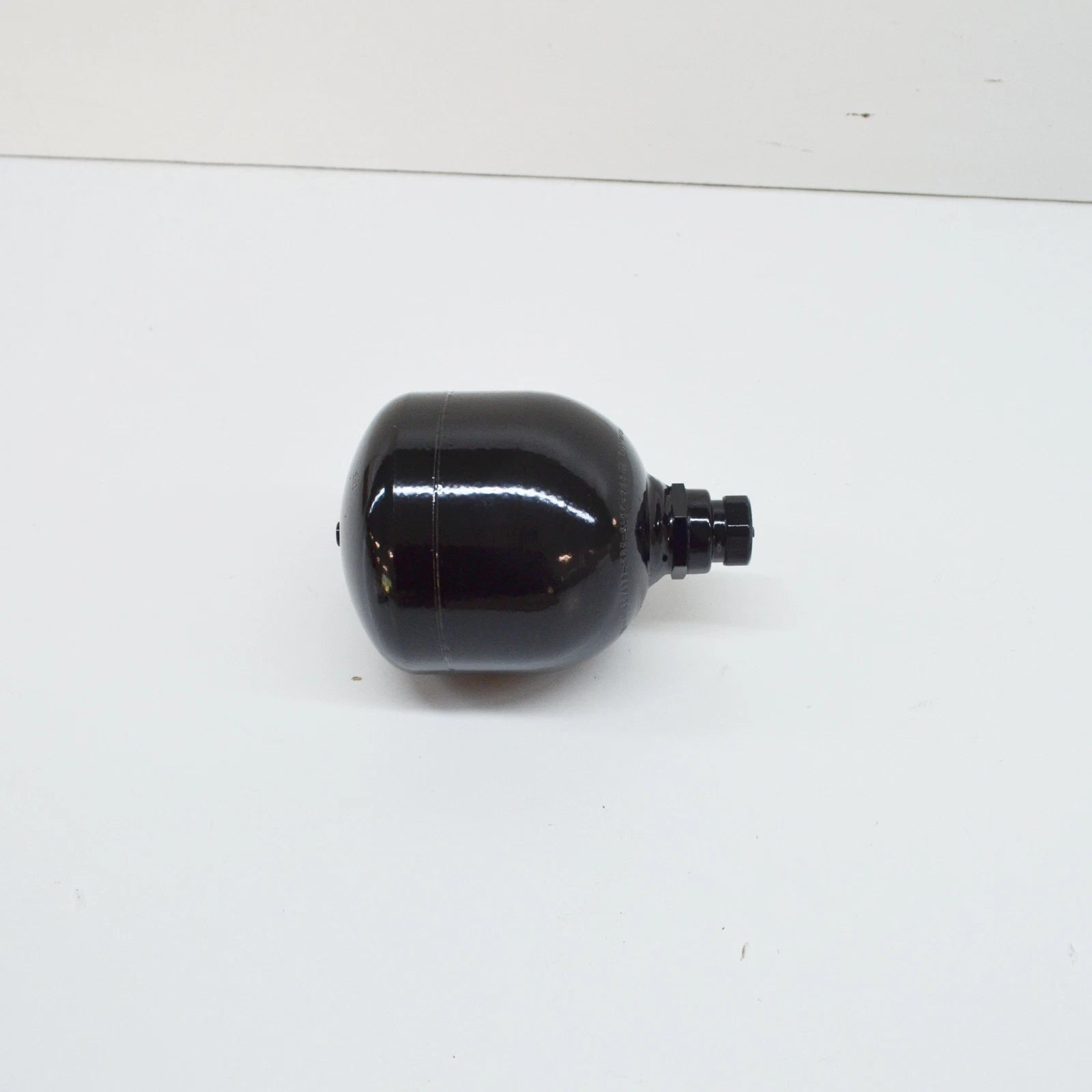 NEW AUDI R8 42 AUTOMATIC GEARBOX PRESSURE ACCUMULATOR 086325585 ORIGINAL