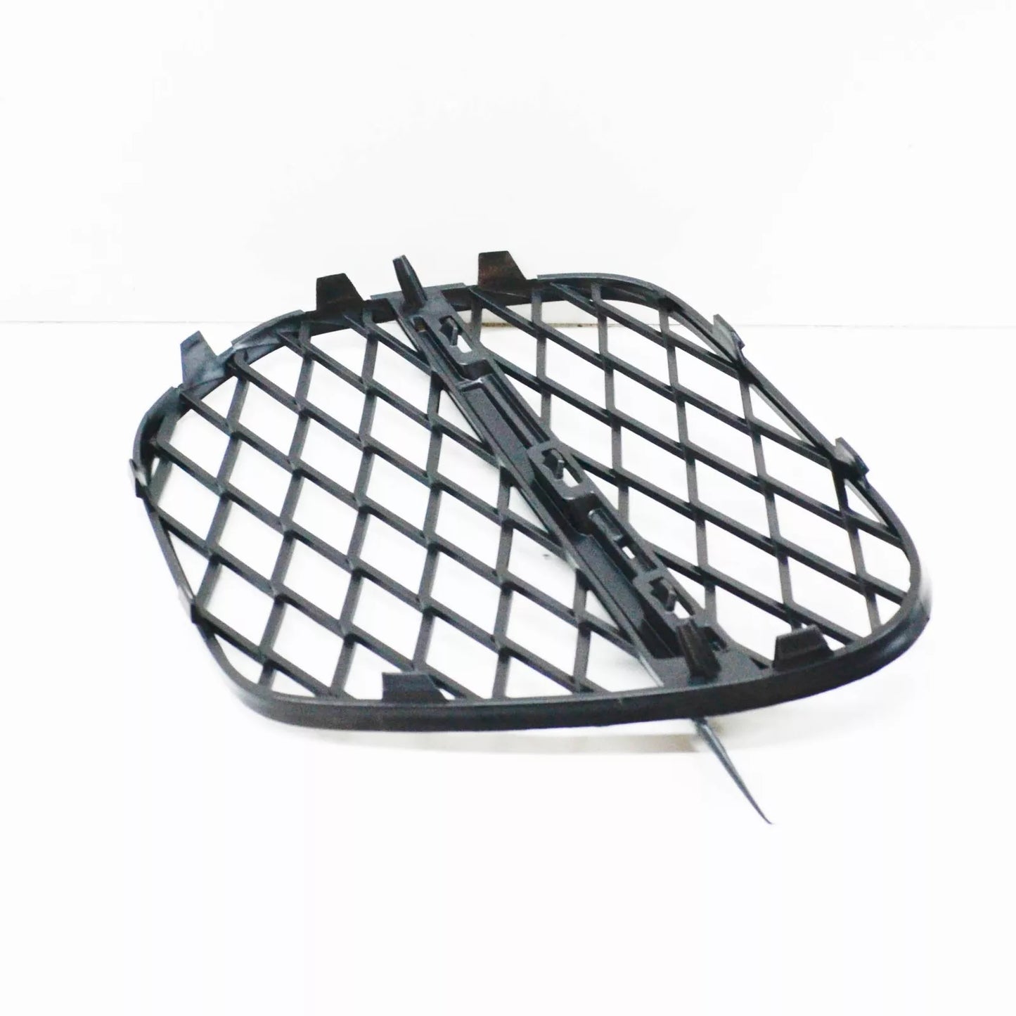 NEW BMW X5 E70 FRONT BUMPER LEFT OPEN GRILLE 51117222857 7222857 ORIGINAL