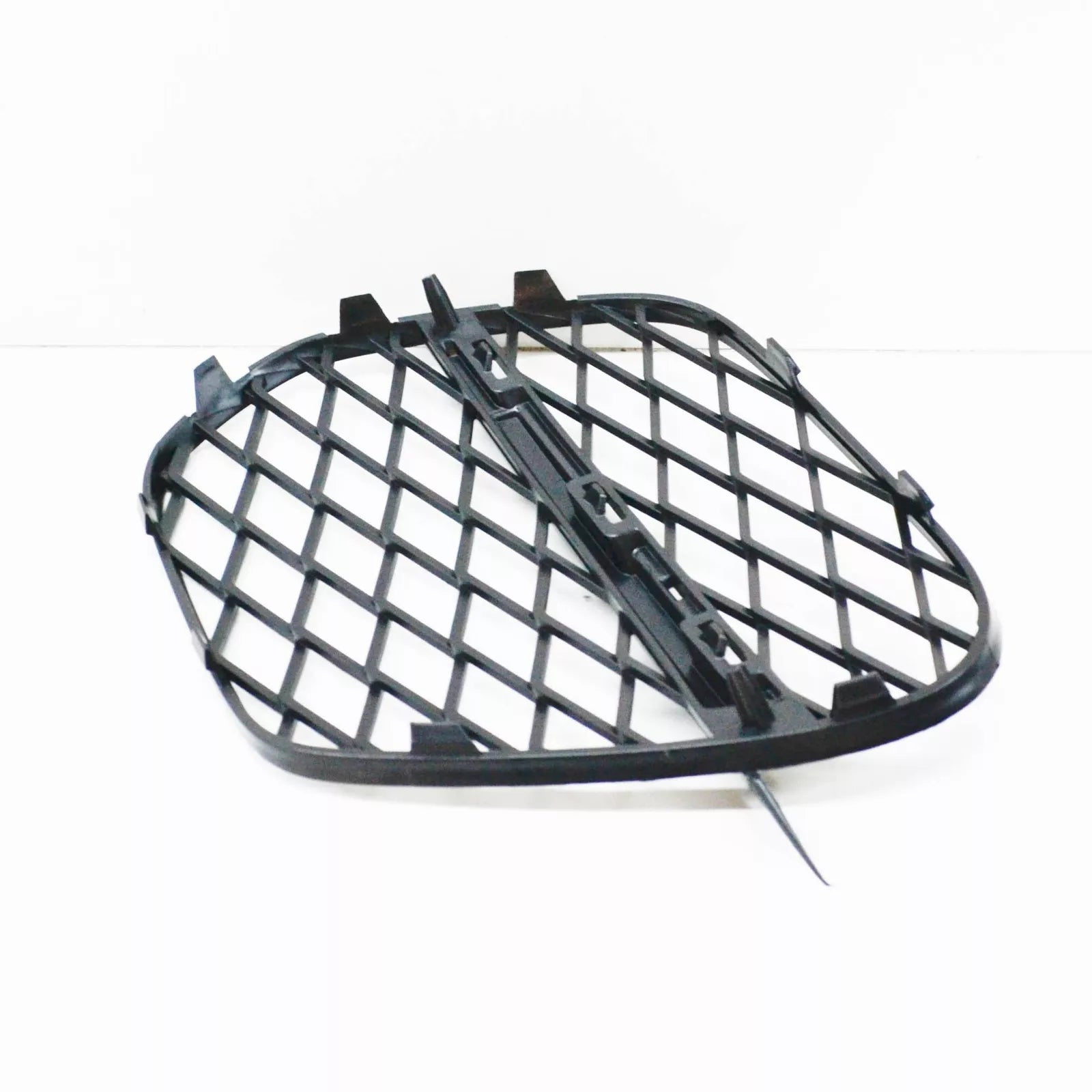 NEW BMW X5 E70 FRONT BUMPER LEFT OPEN GRILLE 51117222857 7222857 ORIGINAL