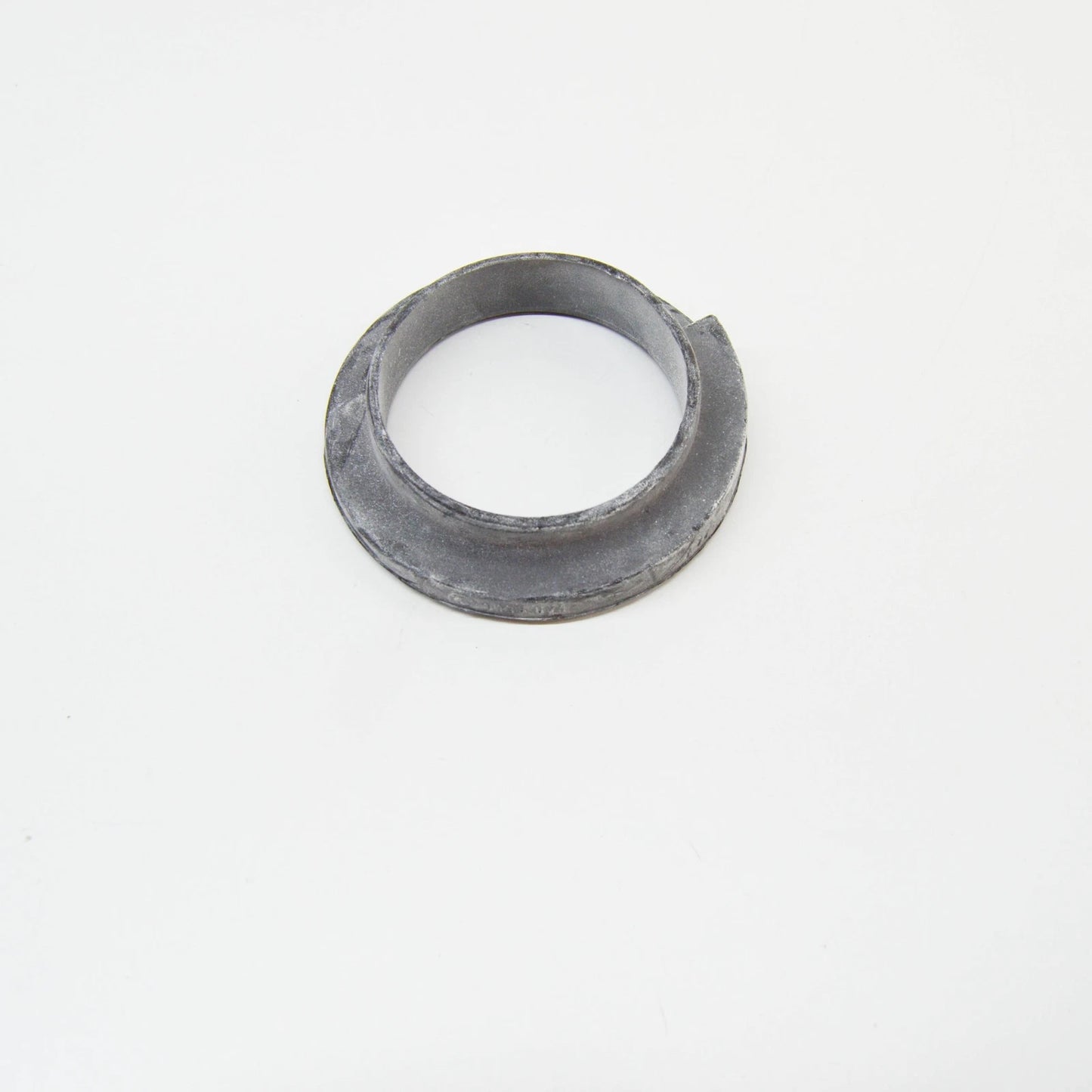 NEW BMW 5 E60 REAR LOWER SPRING PAD 33531133671 1133671