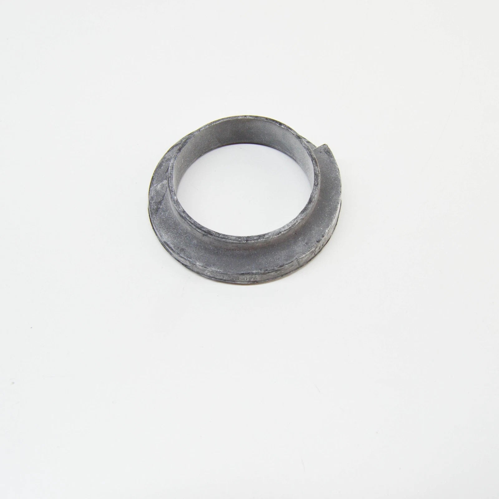 NEW BMW 5 E60 REAR LOWER SPRING PAD 33531133671 1133671