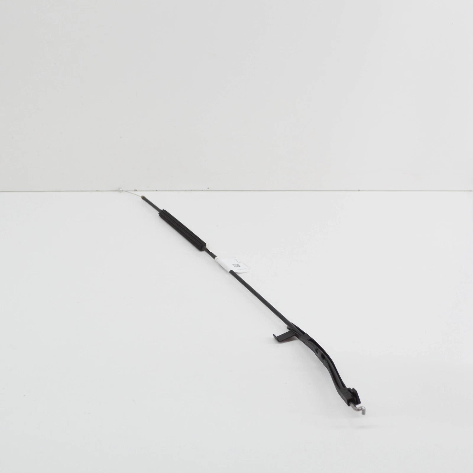 NEW VW GOLF V 1K MK5 FRONT BONNET RELEASE CABLE RHD 1K2823531G ORIGINAL