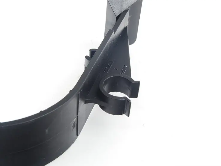 NEW MERCEDES-BENZ C W203 FUEL FILTER BRACKET A2034770041 ORIGINAL