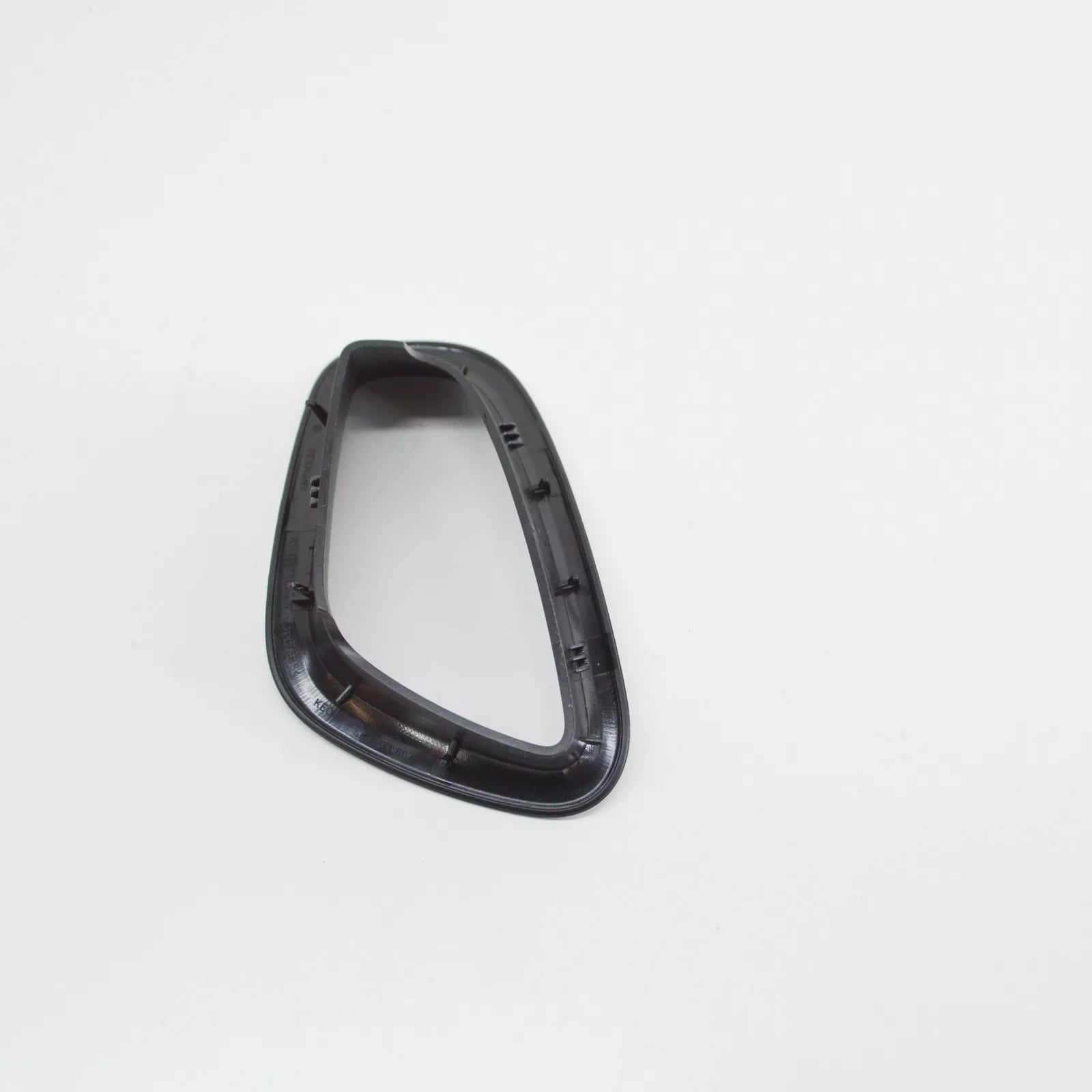 NEW VW GOLF 5G MK7 FRONT SEAT LEFT HANDLE SHELL TRIM 5K388160782V ORIGINAL