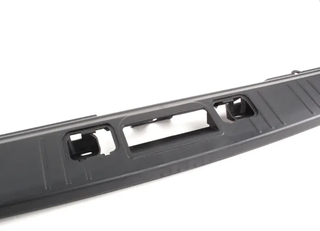 NEW BMW 5 E39 TRUNK LOCK TRIM 51478185232 8185232 ORIGINAL