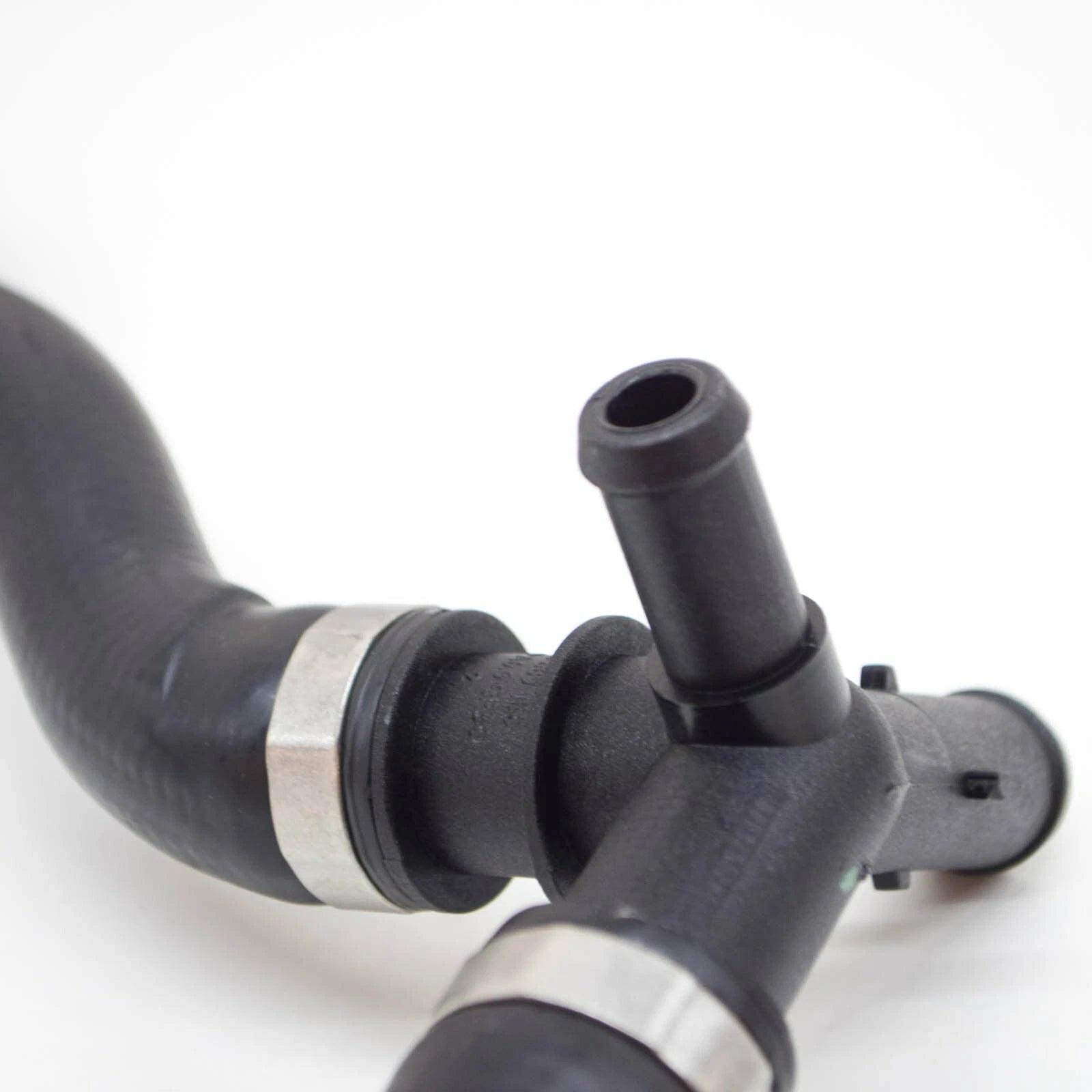 NEW BMW F45 F46 F48 F49 TURBOCHARGER HEAT EXCHANGER LINE 7617377 17127617377