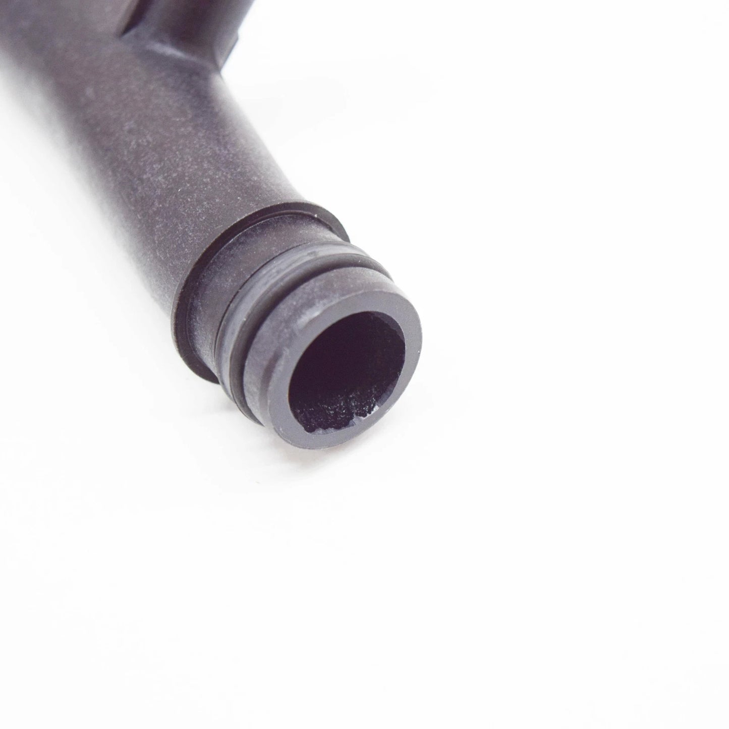 NEW AUDI A3 8P PLASTIC COOLANT PIPE 03G121065AC