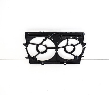 NEW AUDI A4 B 2.0 TDI 130KW ENGINE RADIATOR FAN BRACKET 8K0121207A ORIGINAL