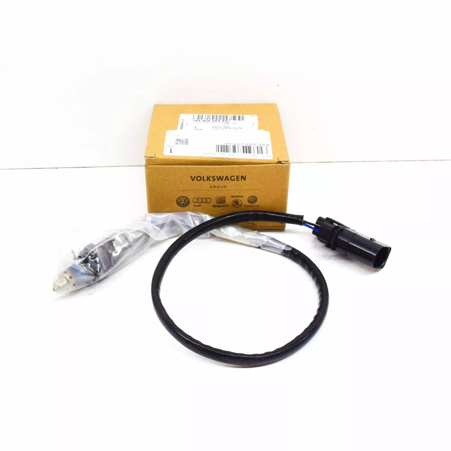 NEW AUDI A6 C7 FRONT LAMBDA OXYGEN SENSOR 06E906265AP ORIGINAL