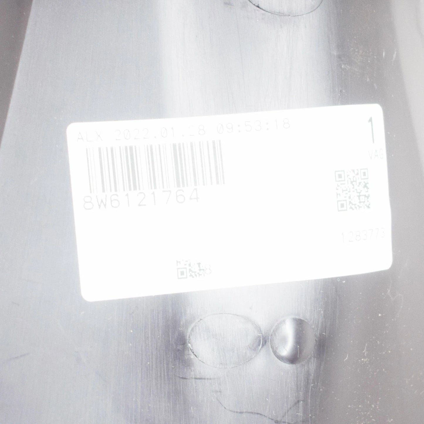 NEW AUDI A5 8W6 FRONT RIGHT AIR GUIDE DEFLECTOR 8W6121764