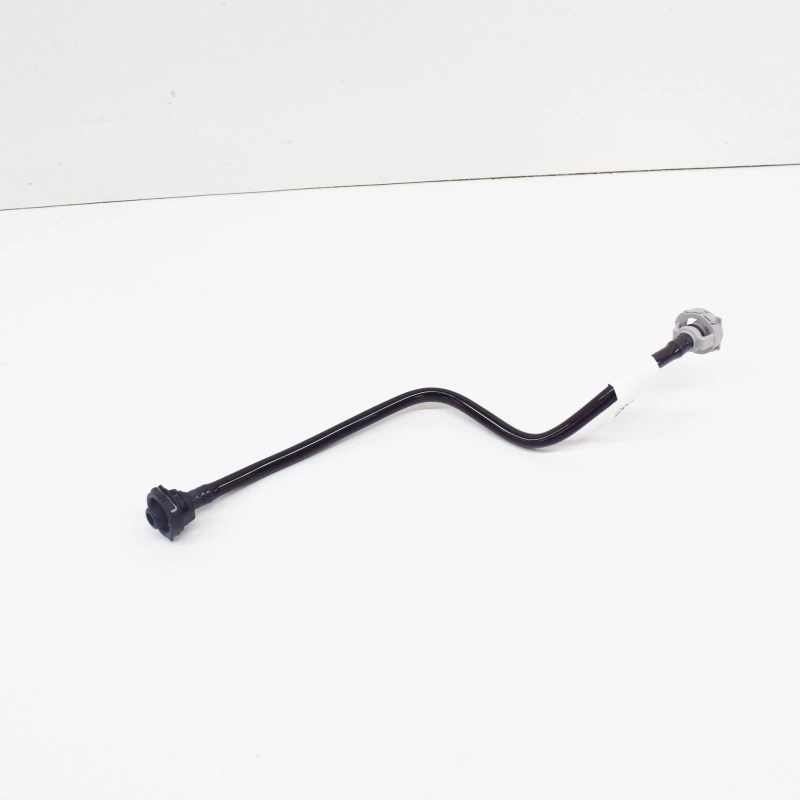 NEW AUDI A6 C7 FRONT LEFT COOLING BREATHER LINE 4G0121081EJ ORIGINAL