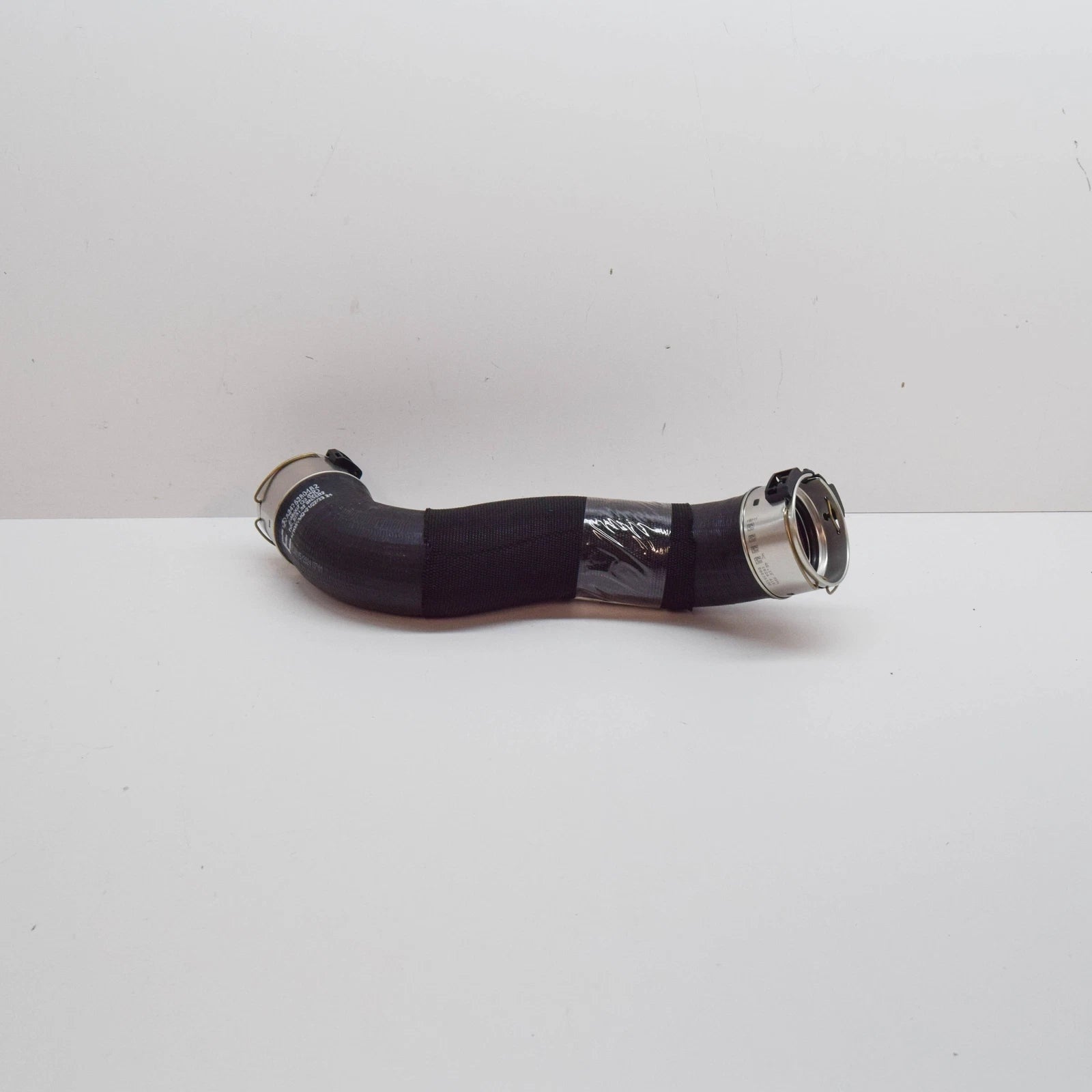 NEW MERCEDES-BENZ A W177 RIGHT CHARGE AIR COOLER HOSE A2475280482 ORIGINAL