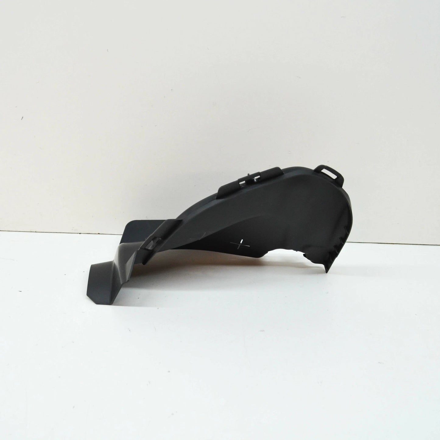 NEW MB GLC X253 FRONT RIGHT RADIATOR SUPPORT AIR DEFLECTOR A2538883400 ORIGINAL