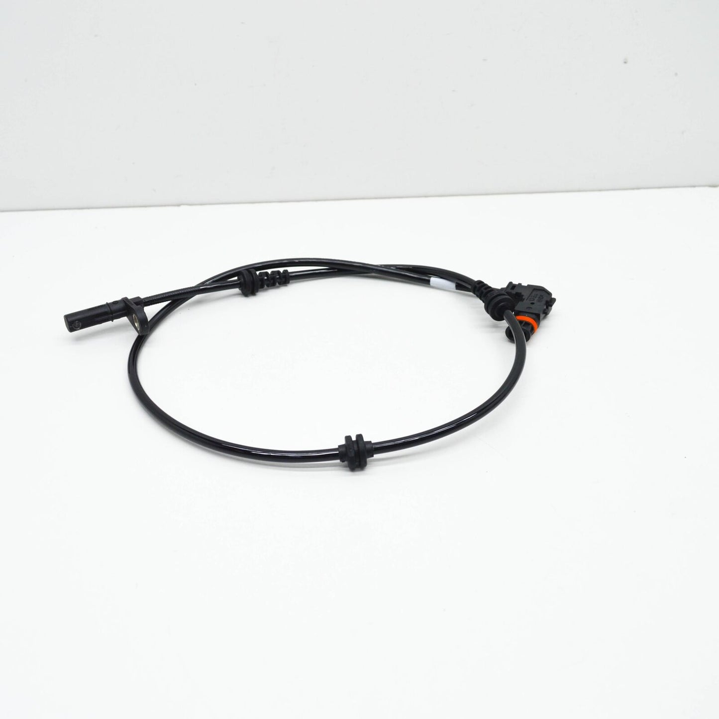 NEW MERCEDES-BENZ SL R231 ABS WHEEL SPEED SENSOR FRONT A2319053101 ORIGINAL