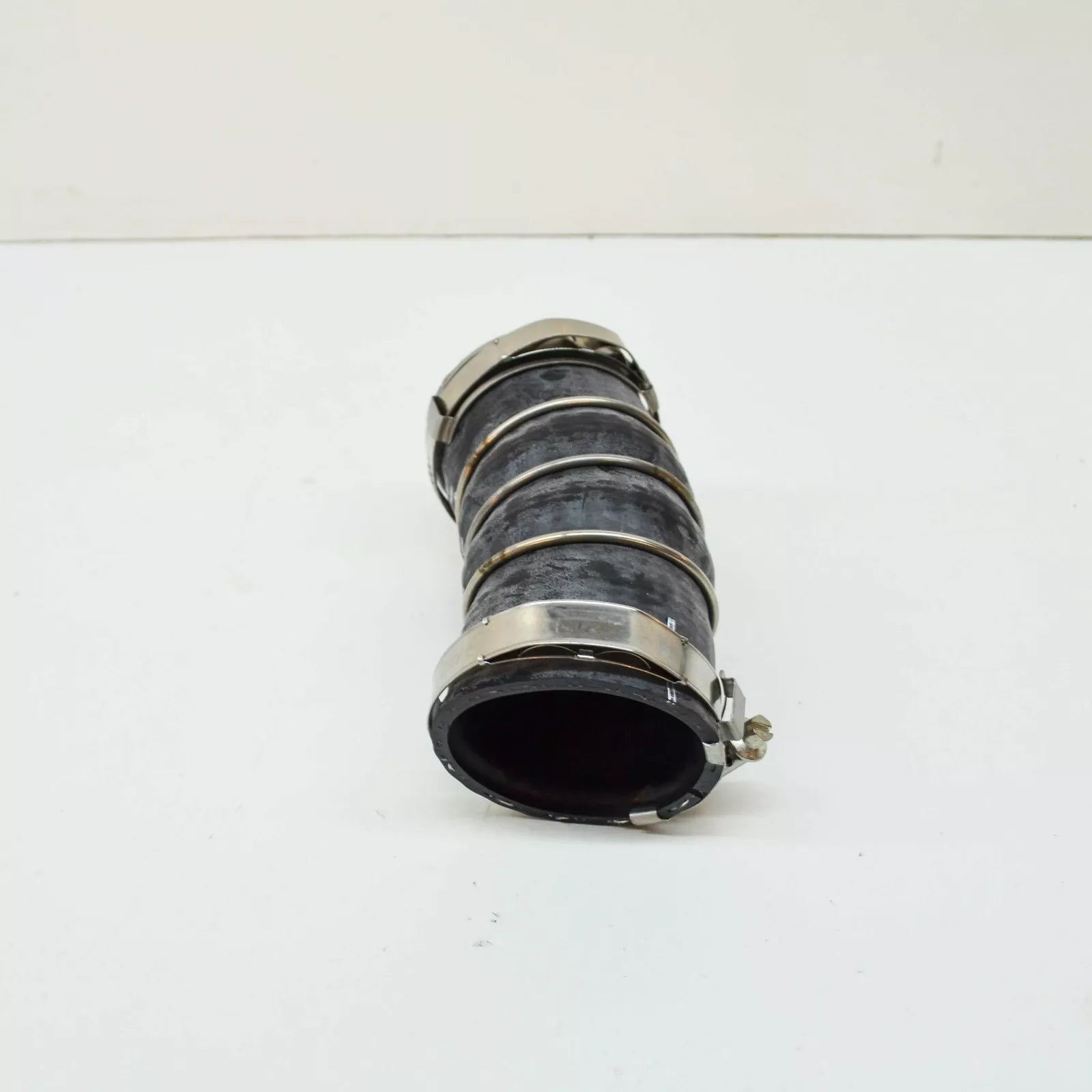 NEW AUDI RS6 AVANT 4F C6 LEFT UPPER INTERCOOLER HOSE PIPE 07L145745B