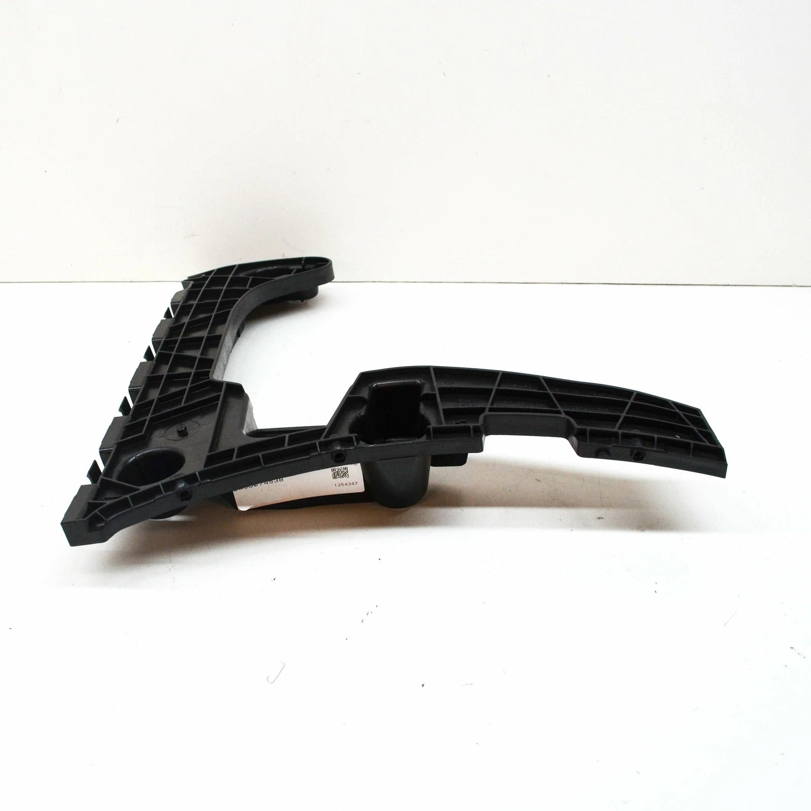 NEW AUDI RS4 AVANT B9 REAR LEFT BUMPER BRACKET 8W9807453B