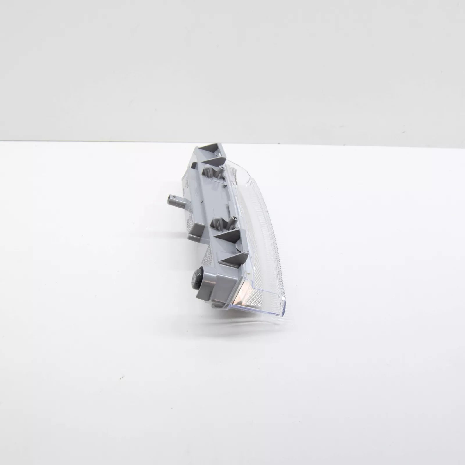 NEW MERCEDES BENZ B W246 FRONT LEFT DAYTIME RUNNING LIGHT A2049069100 ORIGINAL