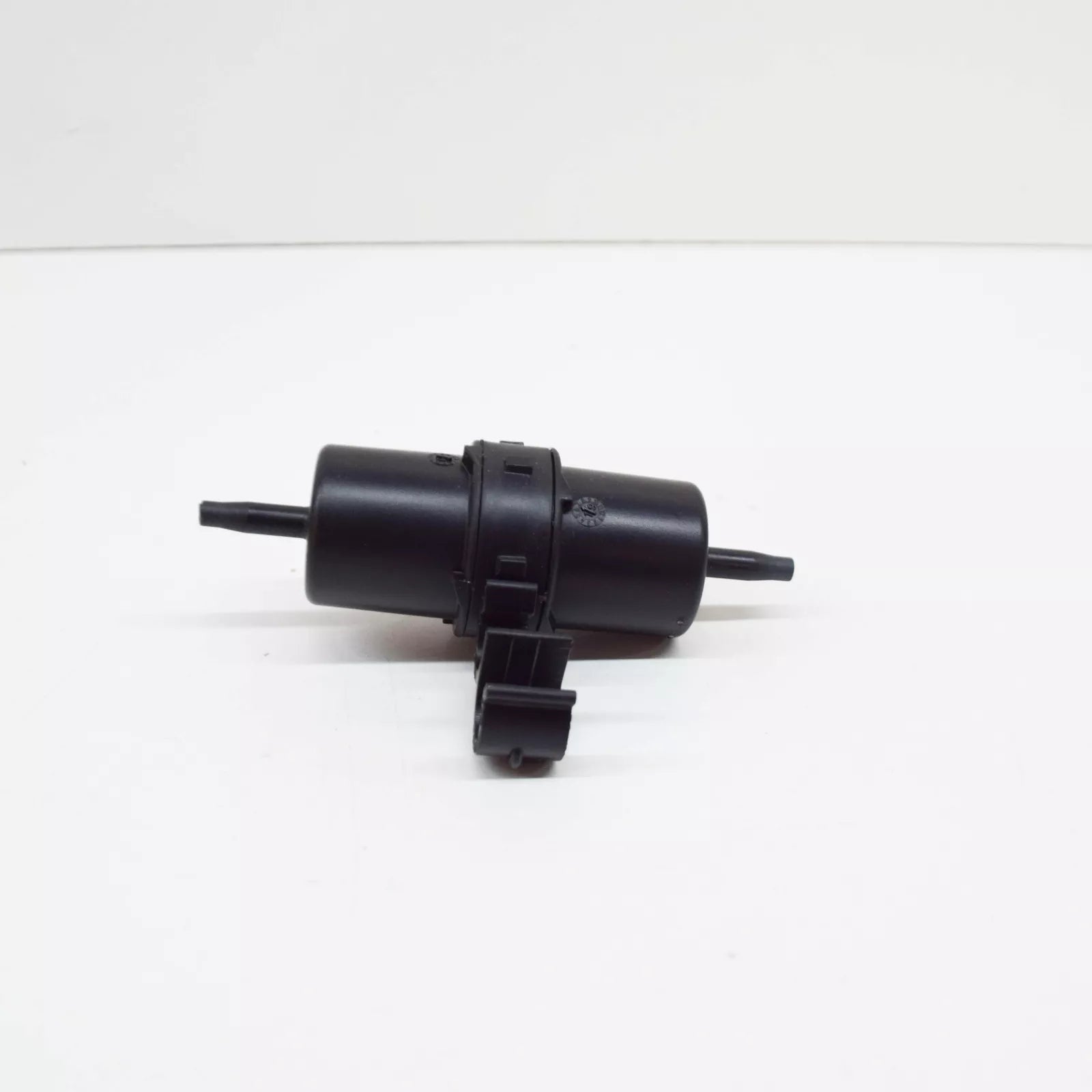 NEW VOLKSWAGEN TRANSPORTER T5 PULSATION DAMPER 7E0133277 ORIGINAL