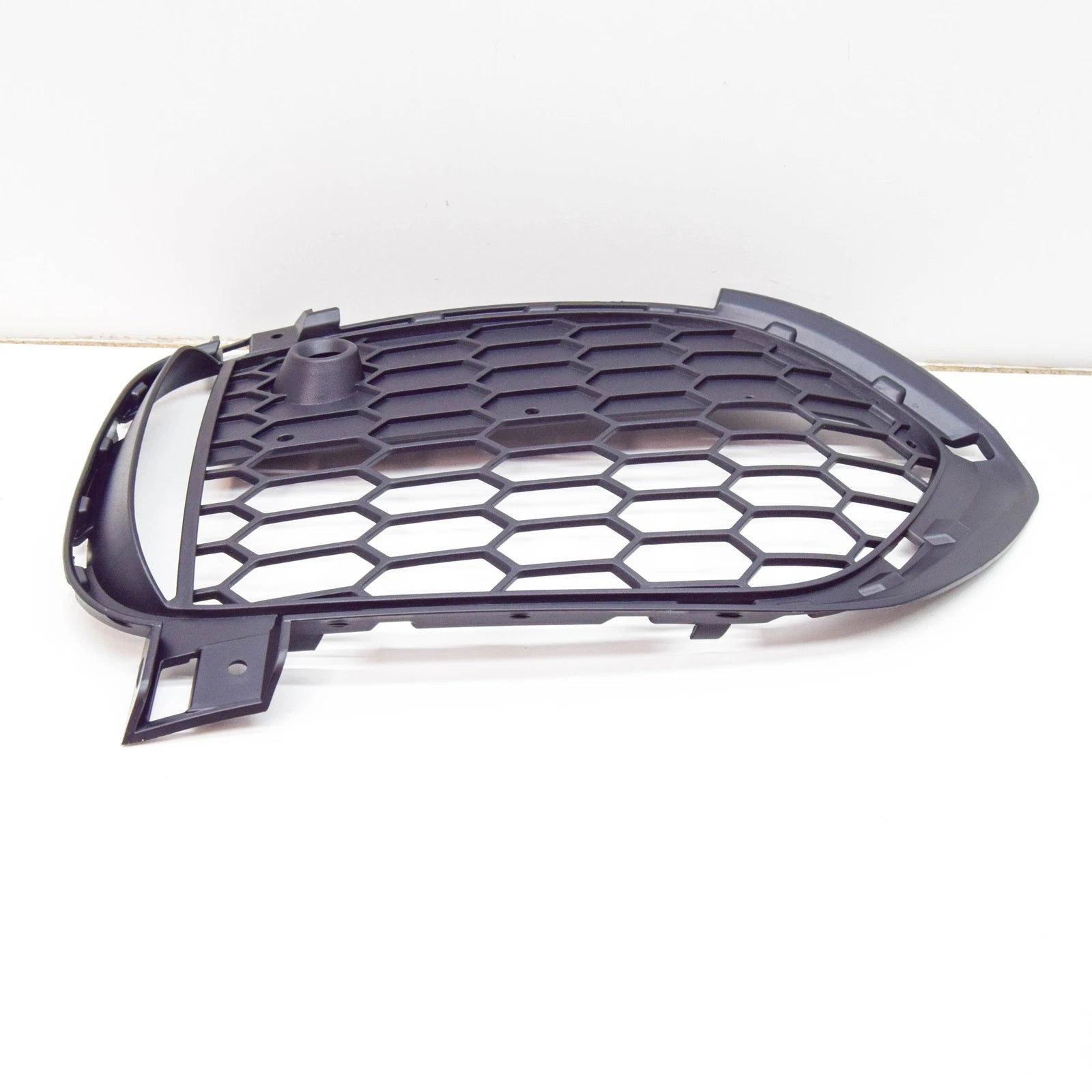 NEW BMW X5 F15 FRONT RIGHT M OPEN GRILLE 8064634 51118064634 ORIGINAL