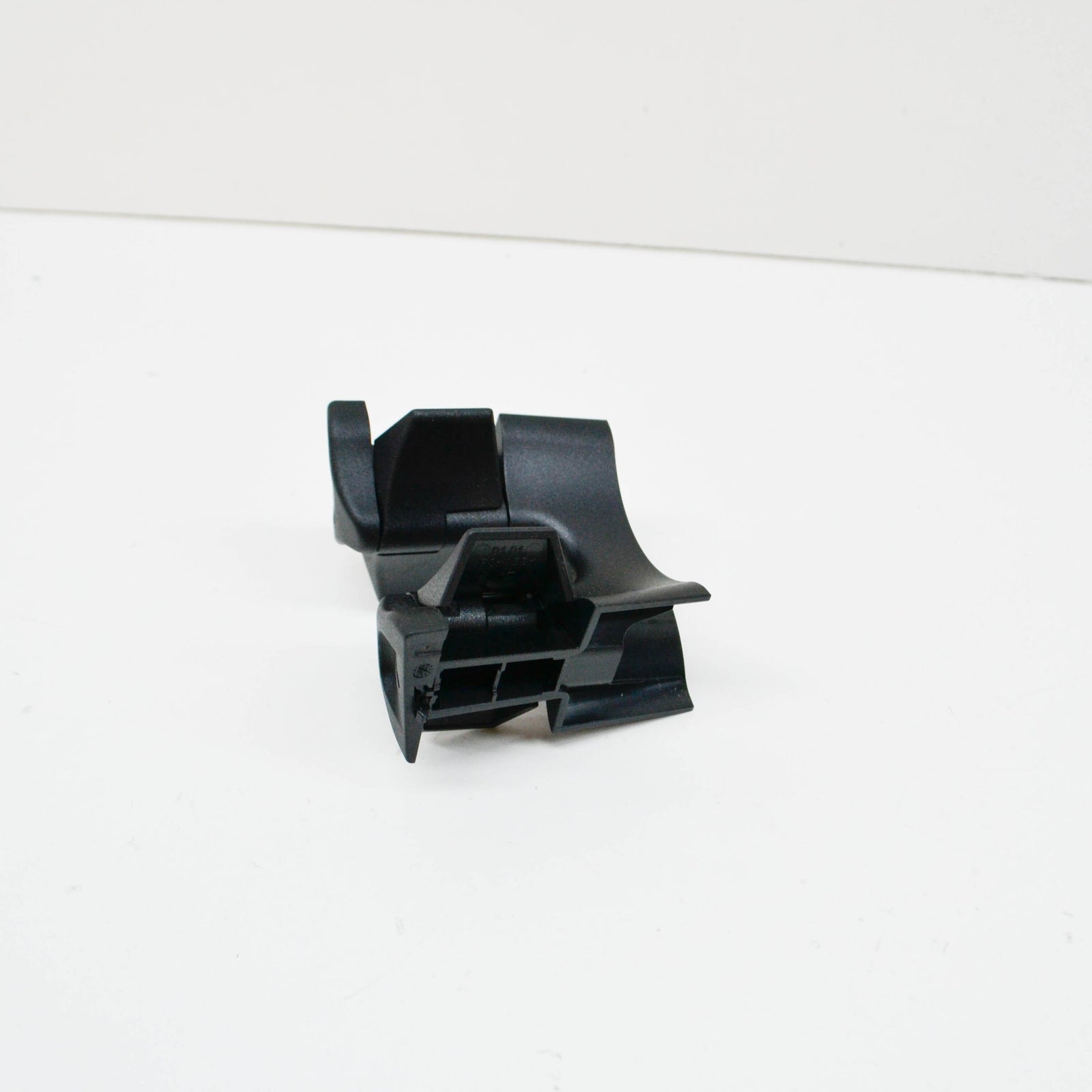 NEW MB C W205 REMOVABLE CUP HOLDER A2056800591 ORIGINAL
