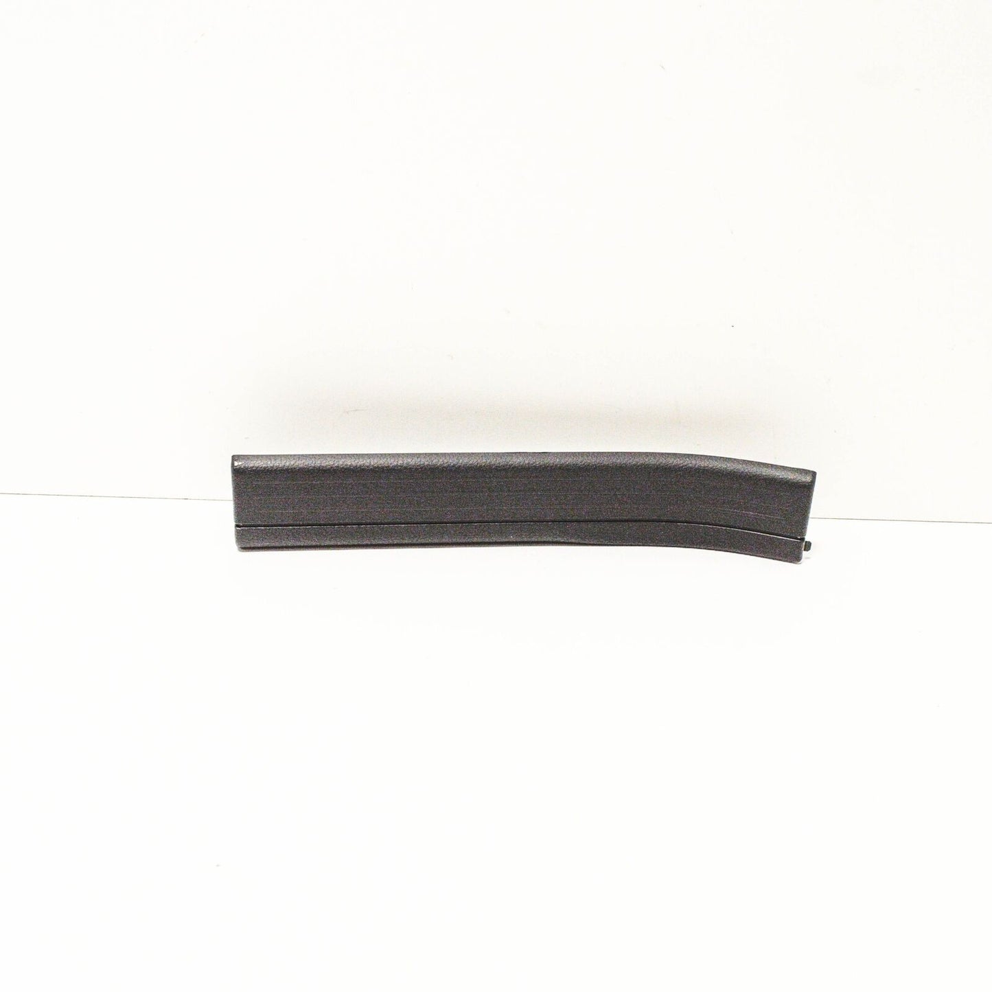NEW MB C W204 REAR RIGHT SILL SCUFF TRIM COVER PLATE A20468602369051 ORIGINAL