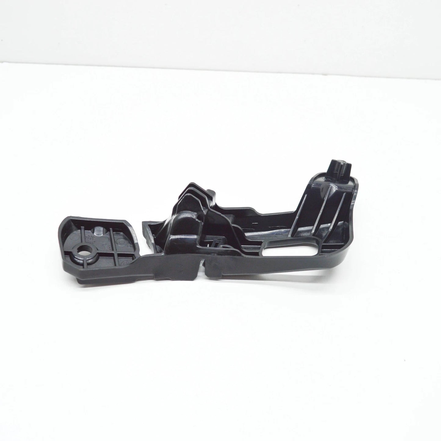 NEW VOLKSWAGEN BEETLE 5C BUMPER BRACKET FRONT LEFT 5C5807773E