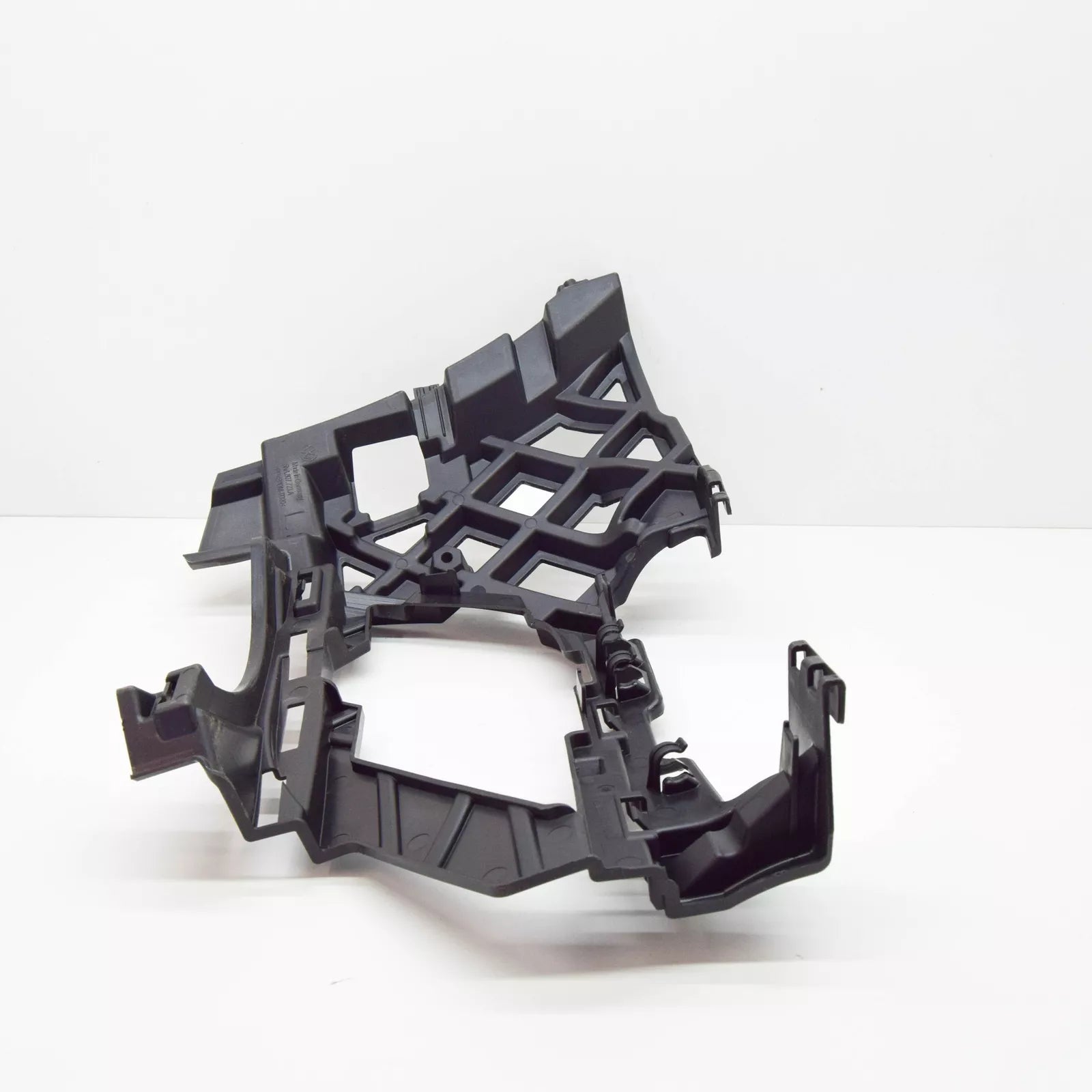 NEW VOLKSWAGEN TIGUAN AD FRONT BUMPER LEFT SUPPORT TRIM 5NA807723A ORIGINAL