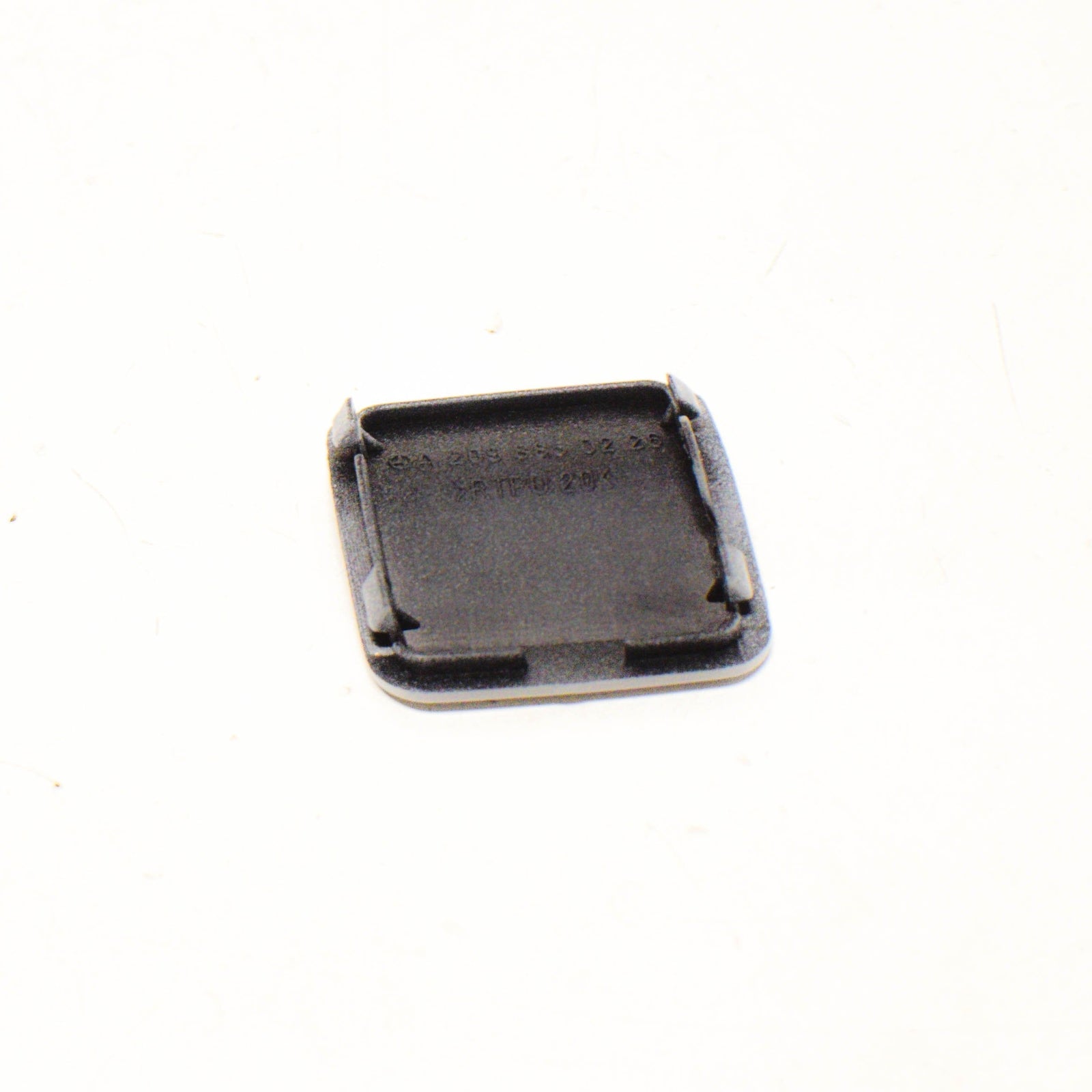 NEW MB CLK C209 REAR AMG BUMPER TOW HOOK EYE COVER A2098850226 2007 ORIGINAL