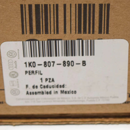 NEW VOLKSWAGEN GOLF MK5 FRONT BUMPER RIGHT GUIDE 1K0807890B ORIGINAL