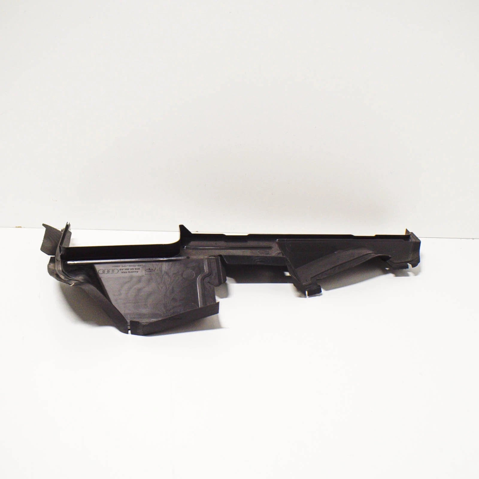 NEW AUDI A5 8F CONVERTIBLE RIGHT AIR GUIDE DUCT 8T0121284AB ORIGINAL