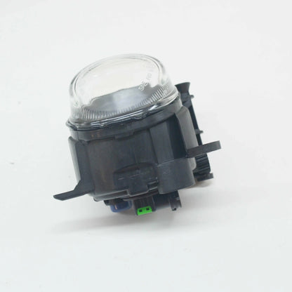 NEW AUDI A1 8X FRONT RIGHT HALOGEN FOG LIGHT 8T0941700E